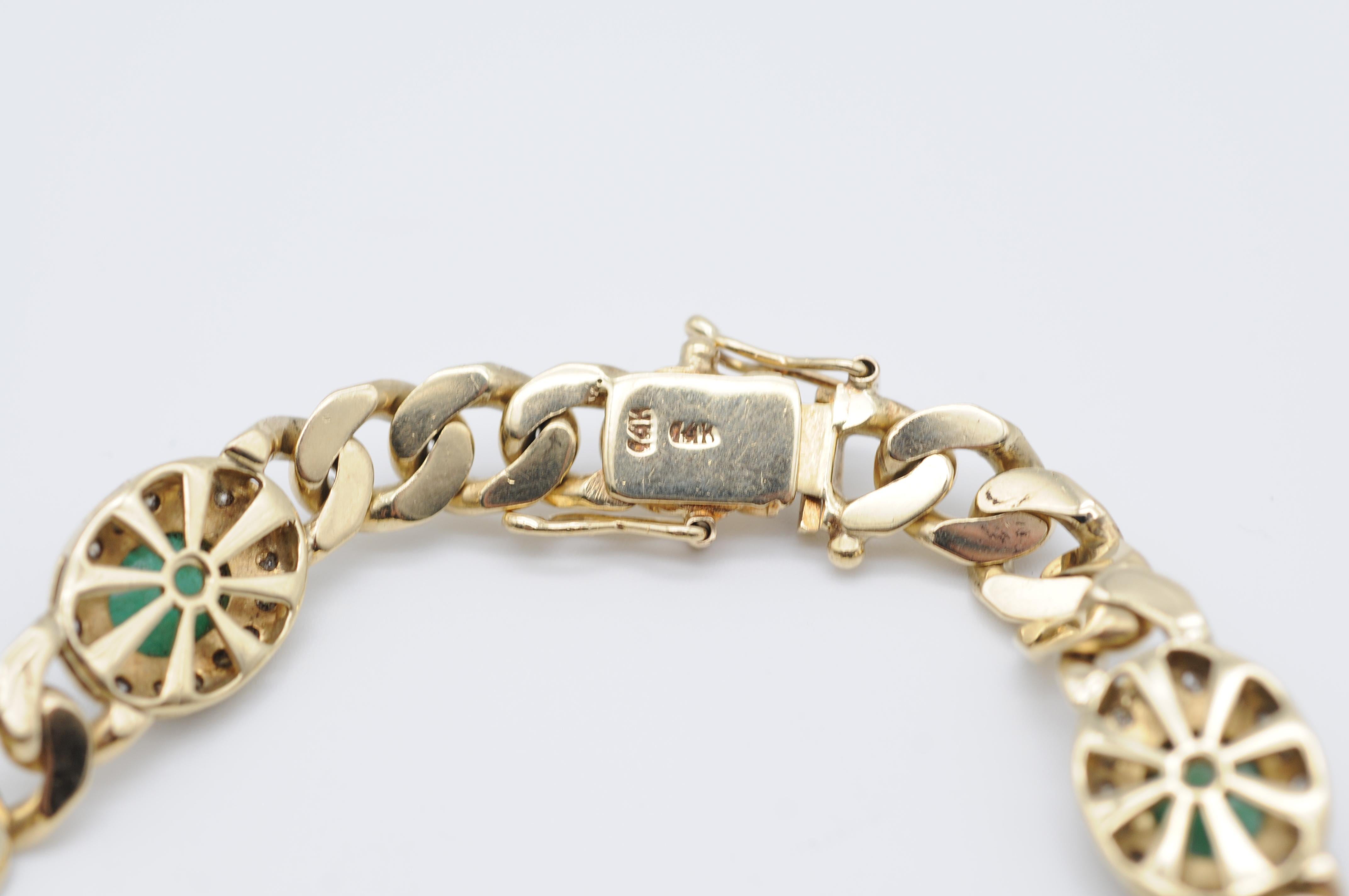 Noble Bracelet en or jaune 14 carats avec cabochon vert et diamants en vente 10