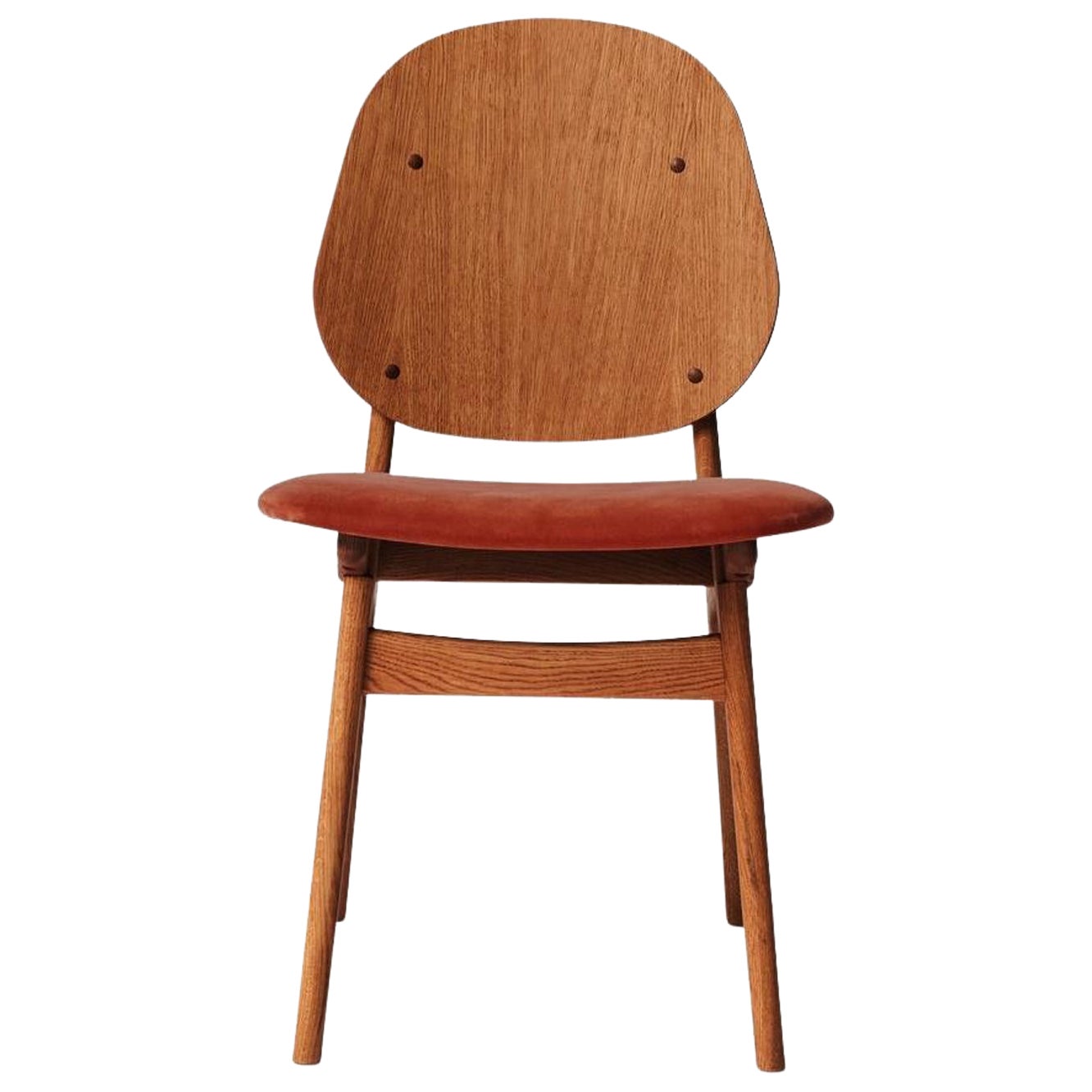 edler Stuhl aus Teakholz, geölte Eiche, Ziegelrot, von Warm Nordic im Angebot