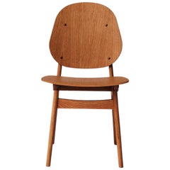 Chaise Noble en chêne huilé de Warm Nordic