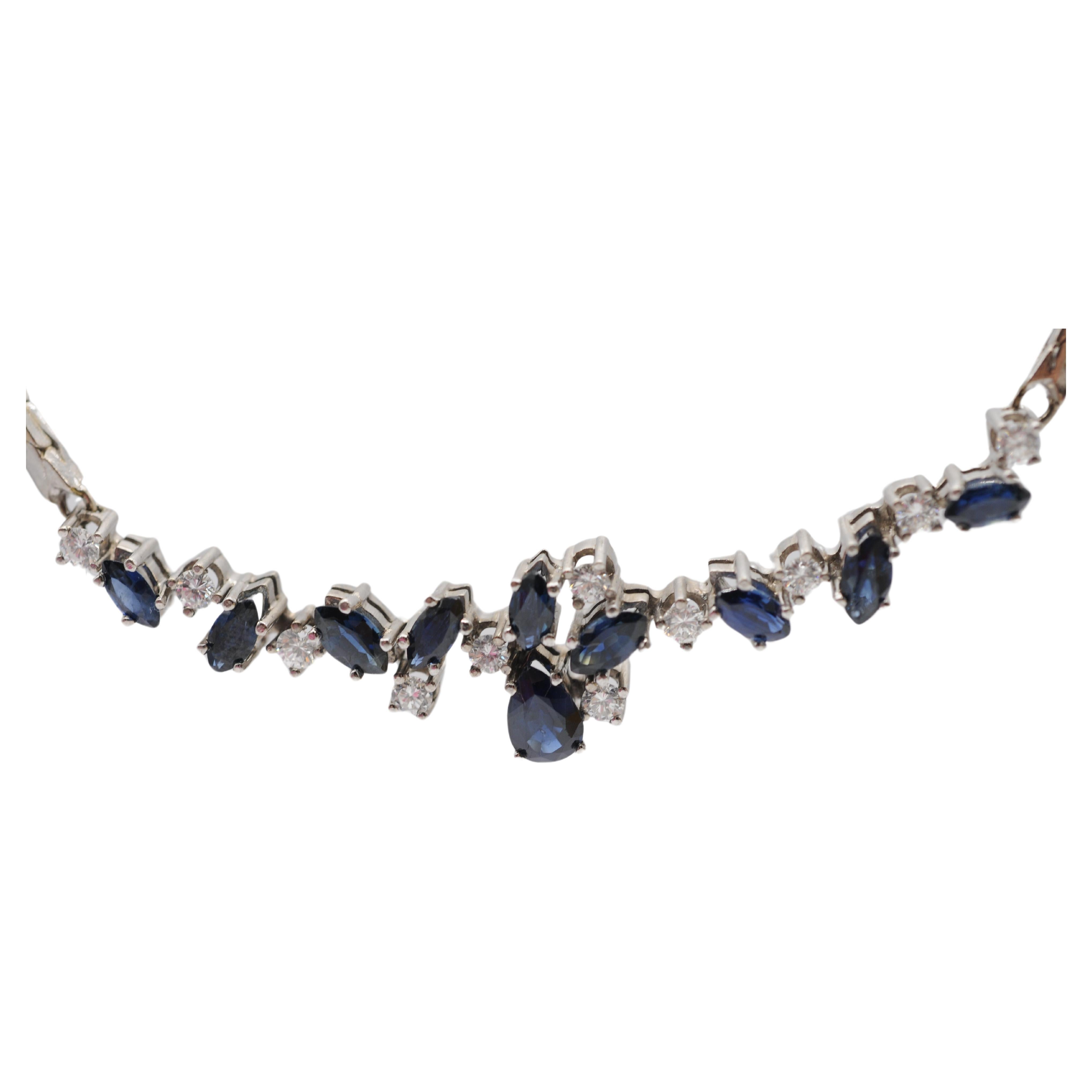 Noble diamond blue sapphire necklace in 14k white gold For Sale 3