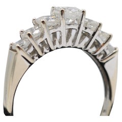 Noble diamond brilliant band ring in 14k whitegold