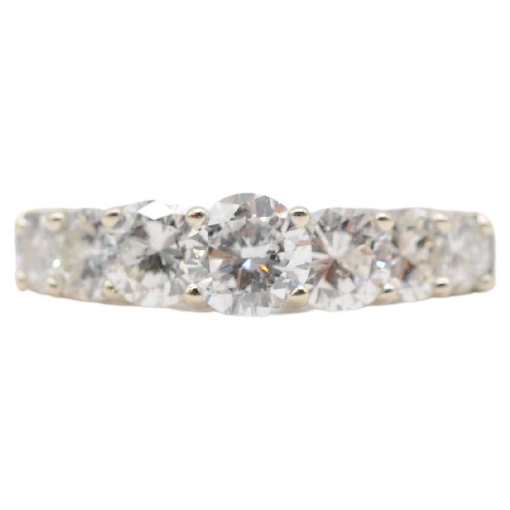 Noble diamond brilliant band ring in 14k whitegold  For Sale 3