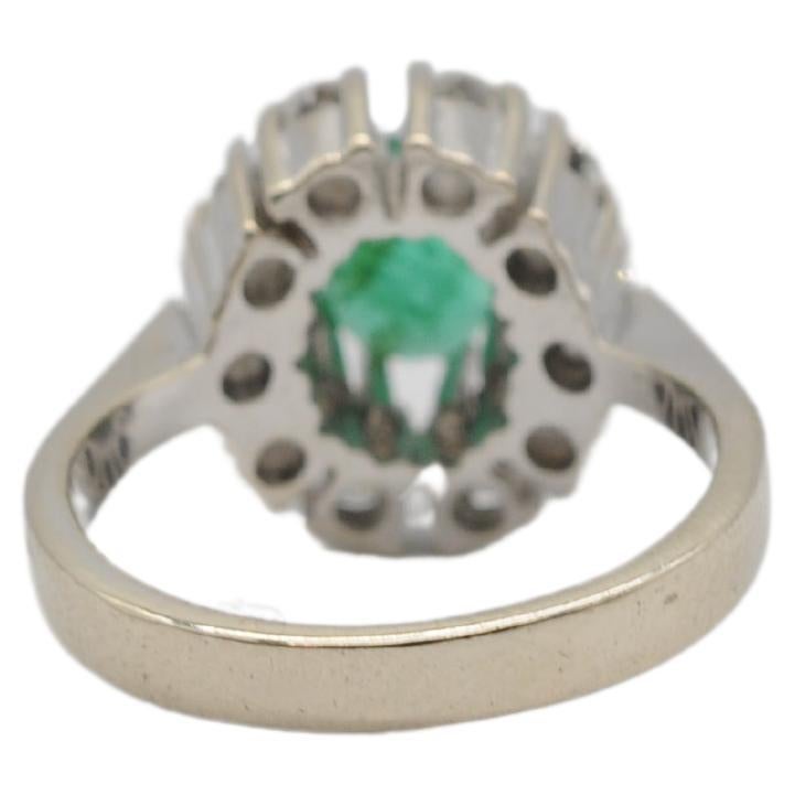 Noble Emerald 14k white gold ring with 10 diamonds  For Sale 1
