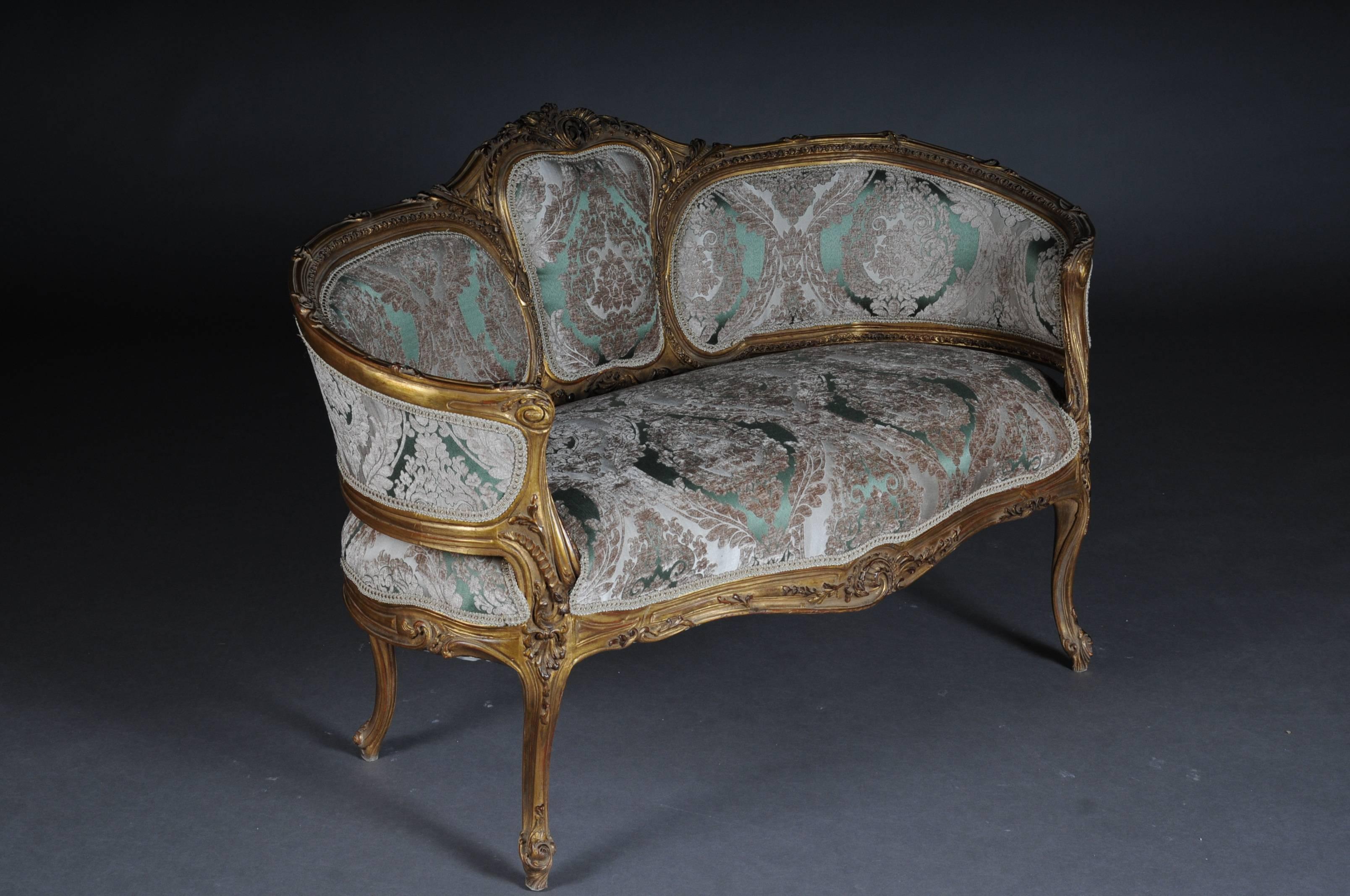 Noble French Sofa, Canapé in Louis XV In Good Condition For Sale In Berlin, DE