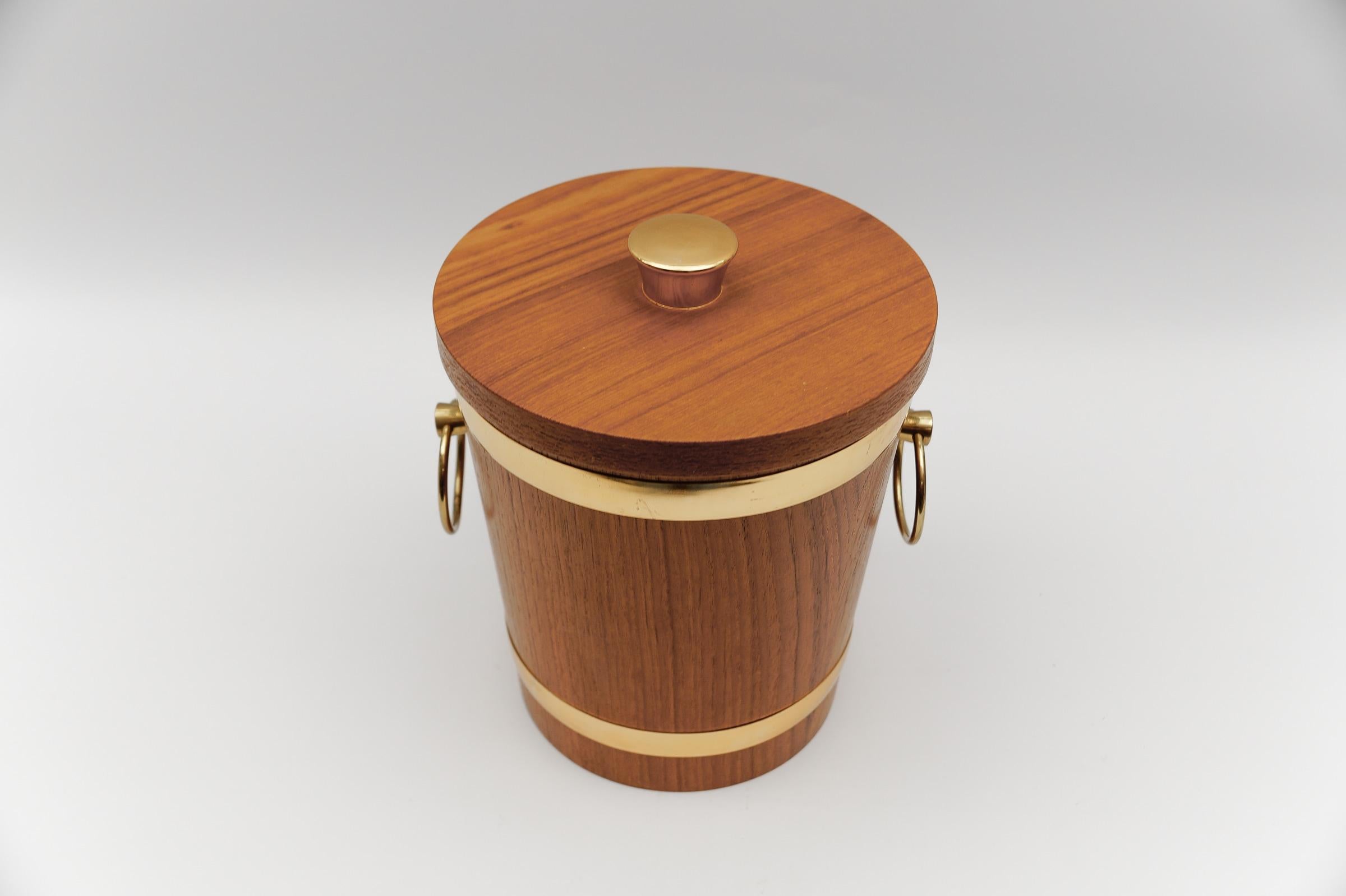 Scandinavo Raffreddatore per vino in ottone e teak, 1960 Scandinavia in vendita