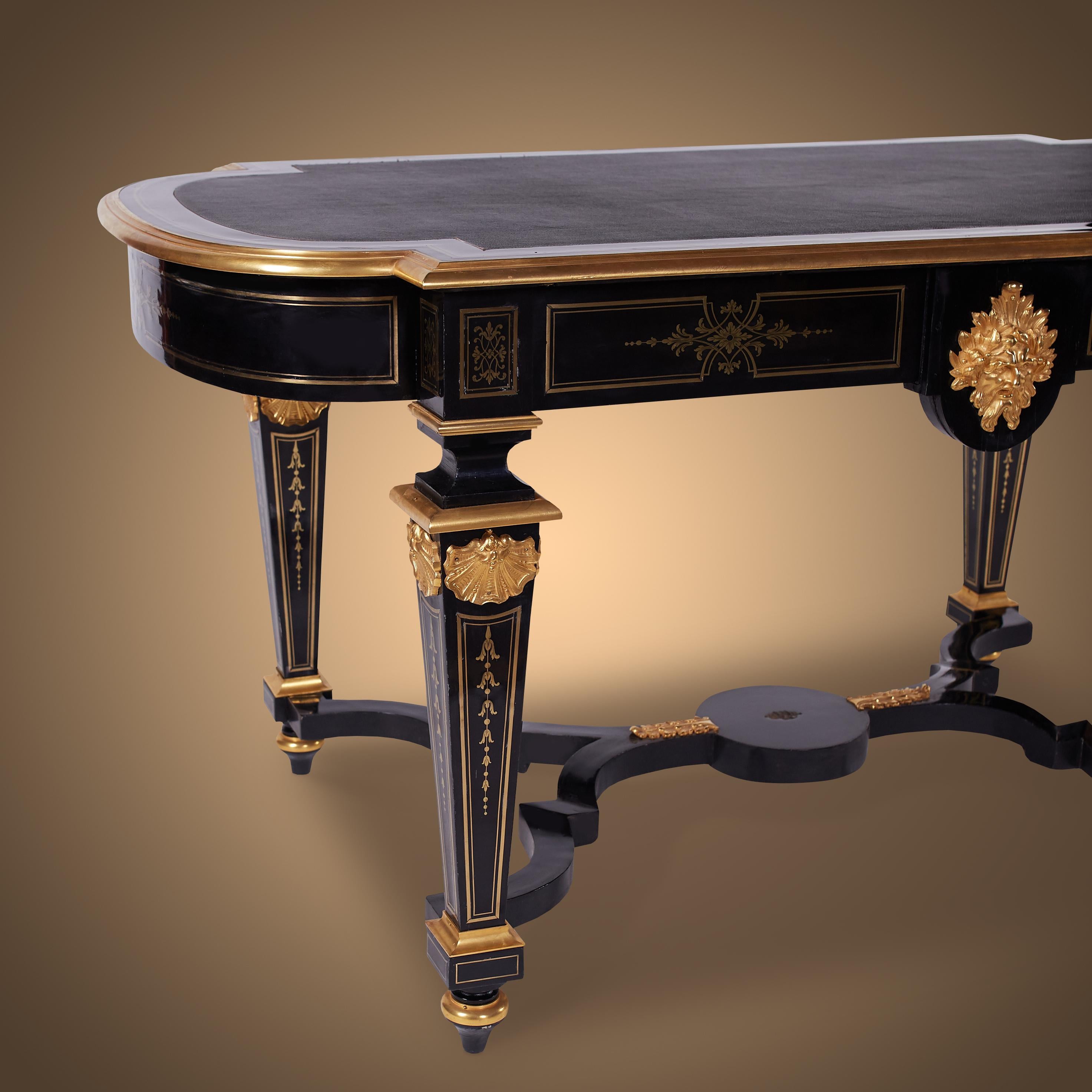 Noble Napoleon III French Ebony Antique Table Lacquer For Sale 4