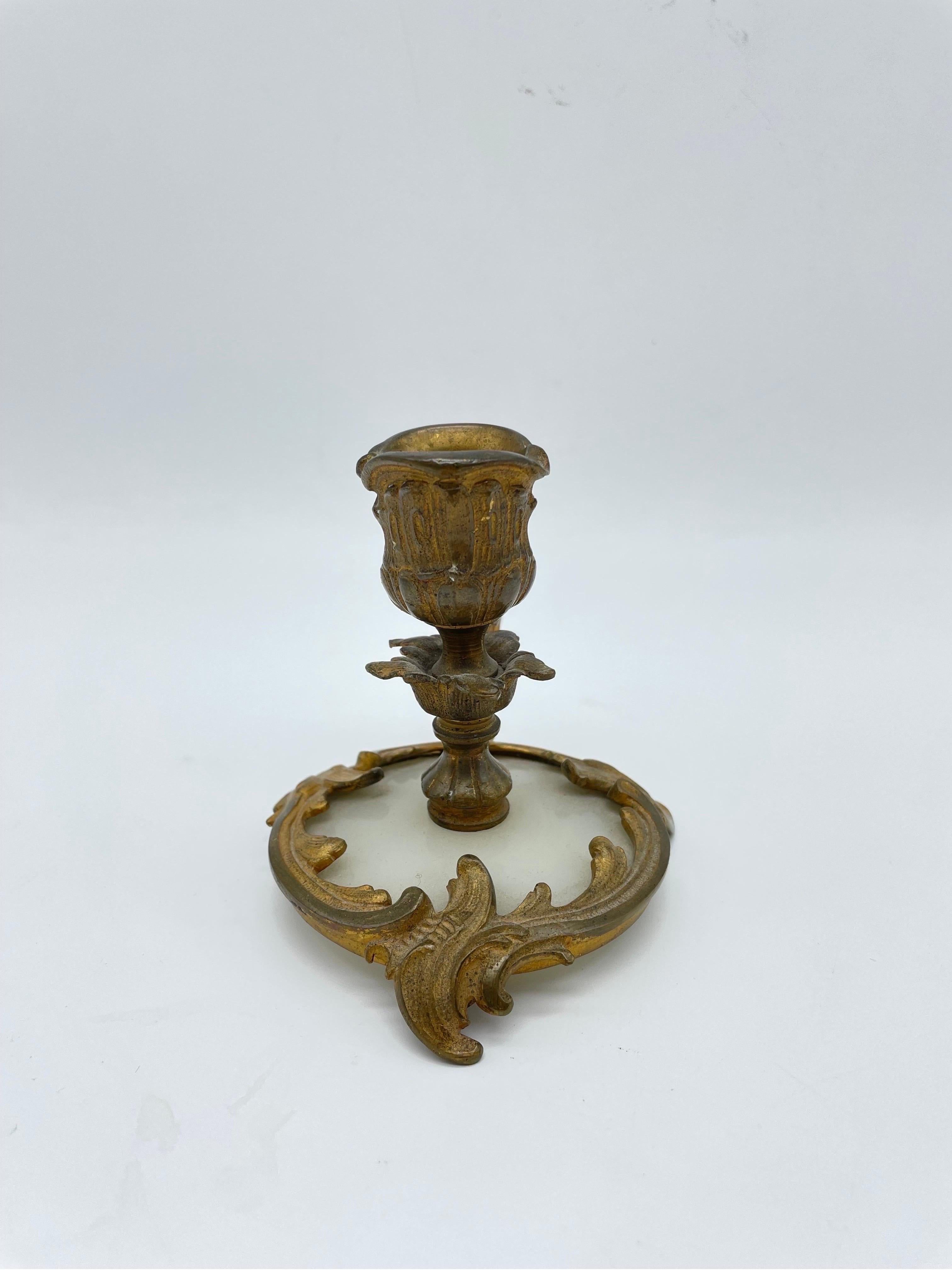 Noble Neo Rococo candlestick, gilded bronze, around 1900 For Sale 1