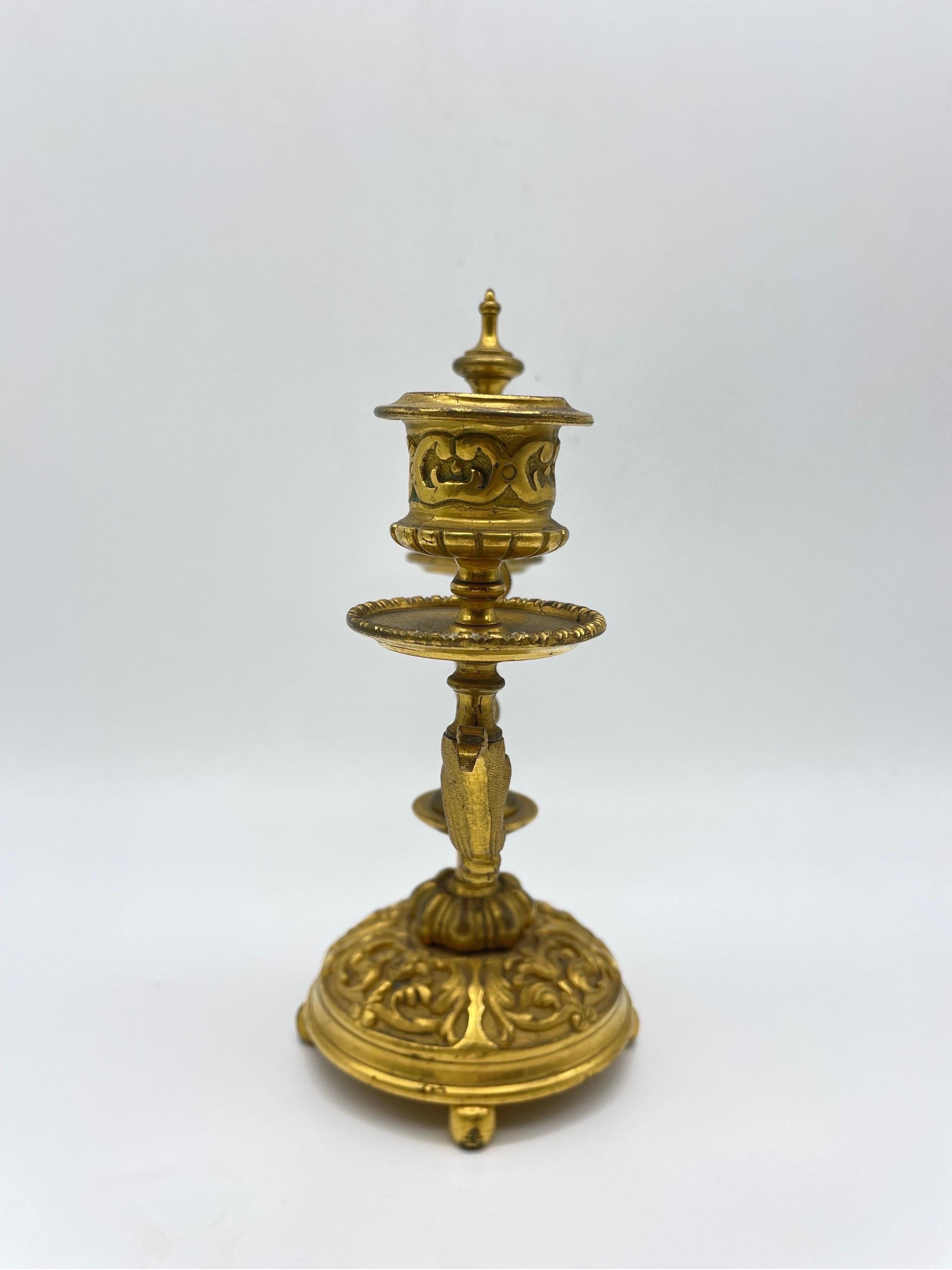 Noble neoclassical candlestick, gilded bronze, around 1900 For Sale 1