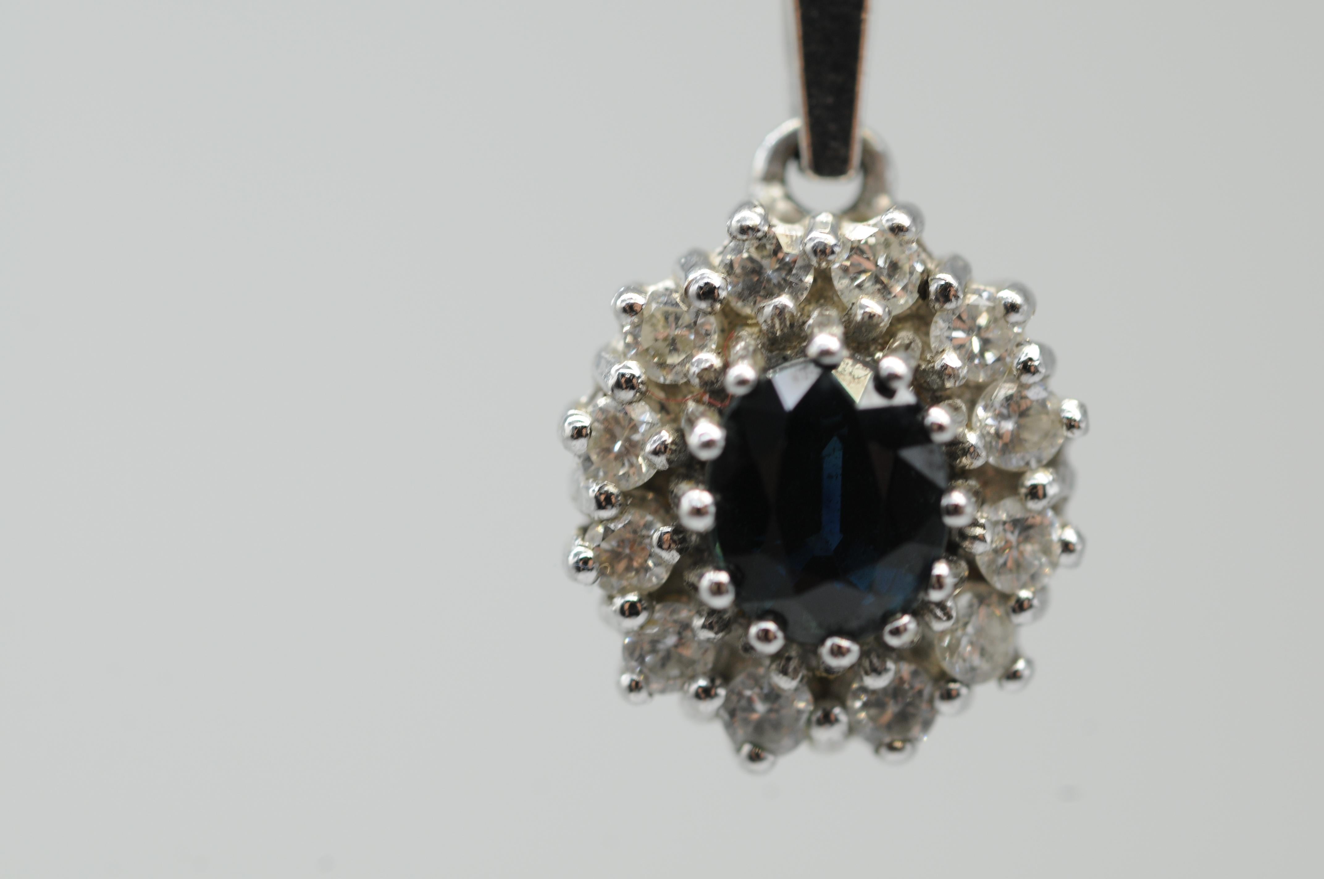 Noble Pendant with diamonds and sapphire in 14k whitegold For Sale 7