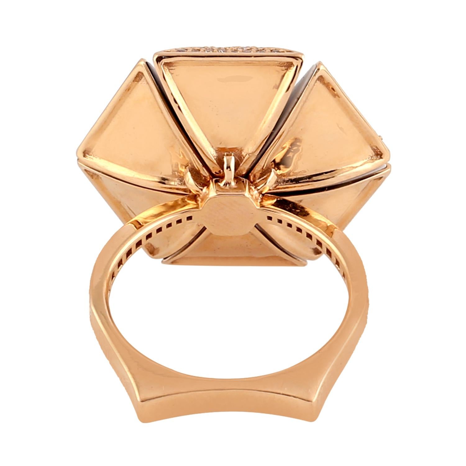 Mixed Cut Noble Star 18k Rose Gold Ring with Open Concept in Black & White Ceramic For Sale