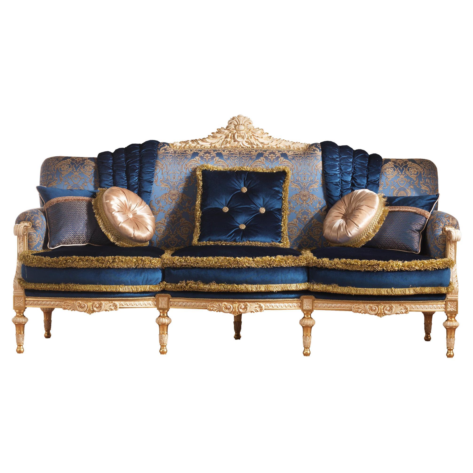 Noble Venetian Sofa in Massive Wood and Ivory Laquered with Gold Leaf Details For Sale