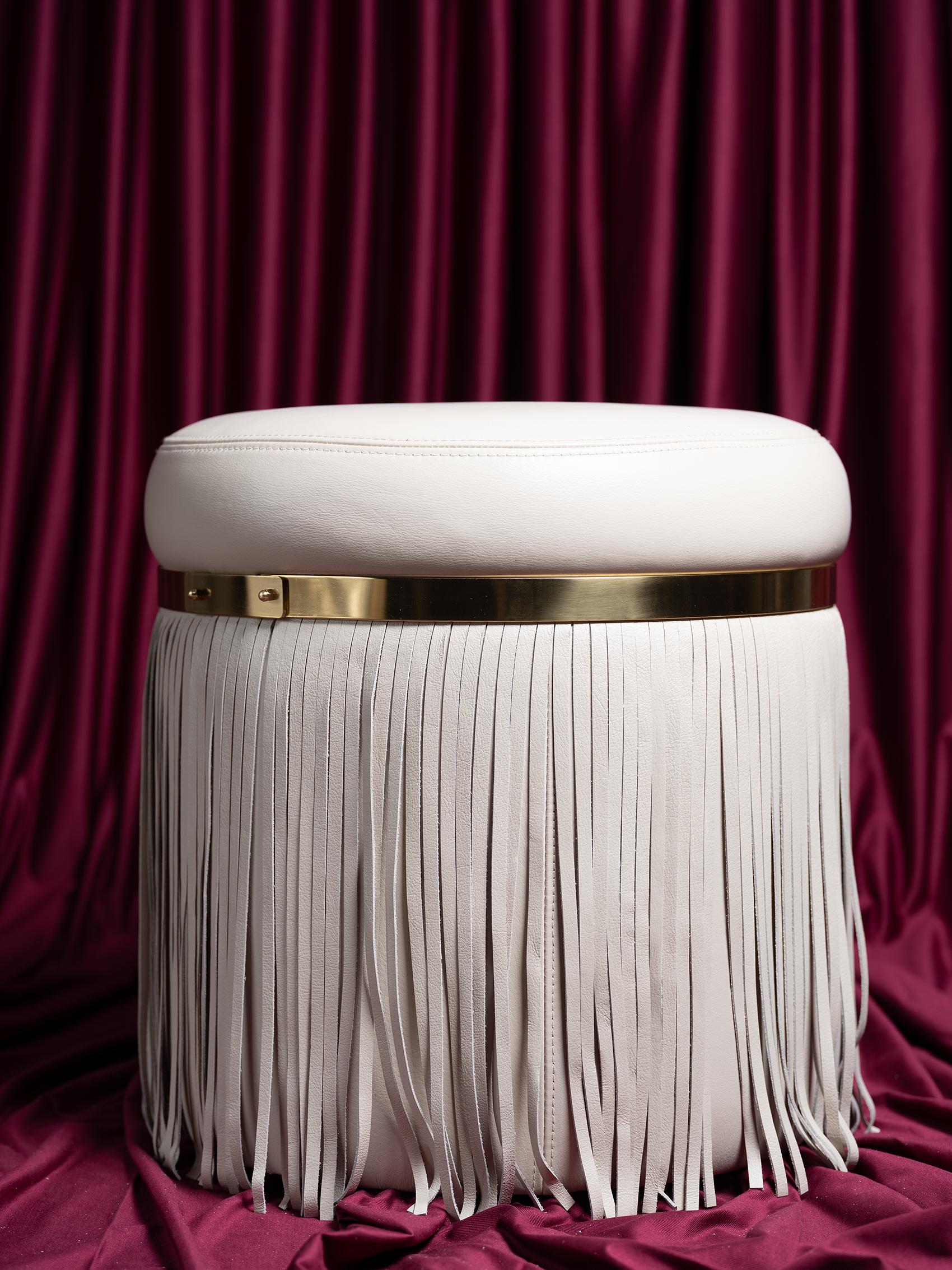 Ottomana Nobu in pelle color crema A. Stone in vendita 1