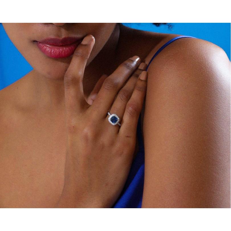 0,60 Karat Blauer Saphir Micro Pave Diamantring - Pandora im Zustand „Neu“ im Angebot in Fatih, 34