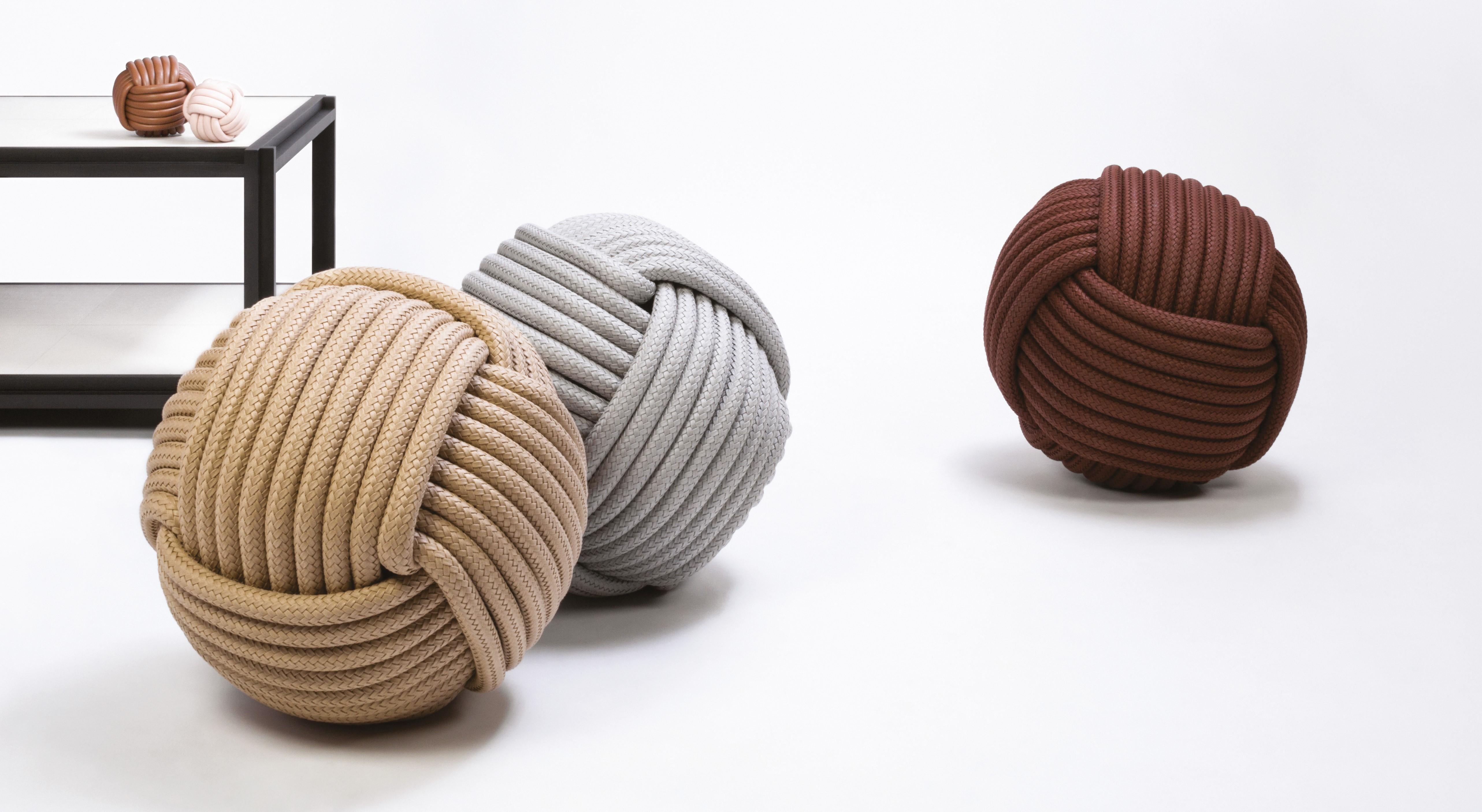 Modern Nodo Stool - Leather by Gio Bagnara For Sale