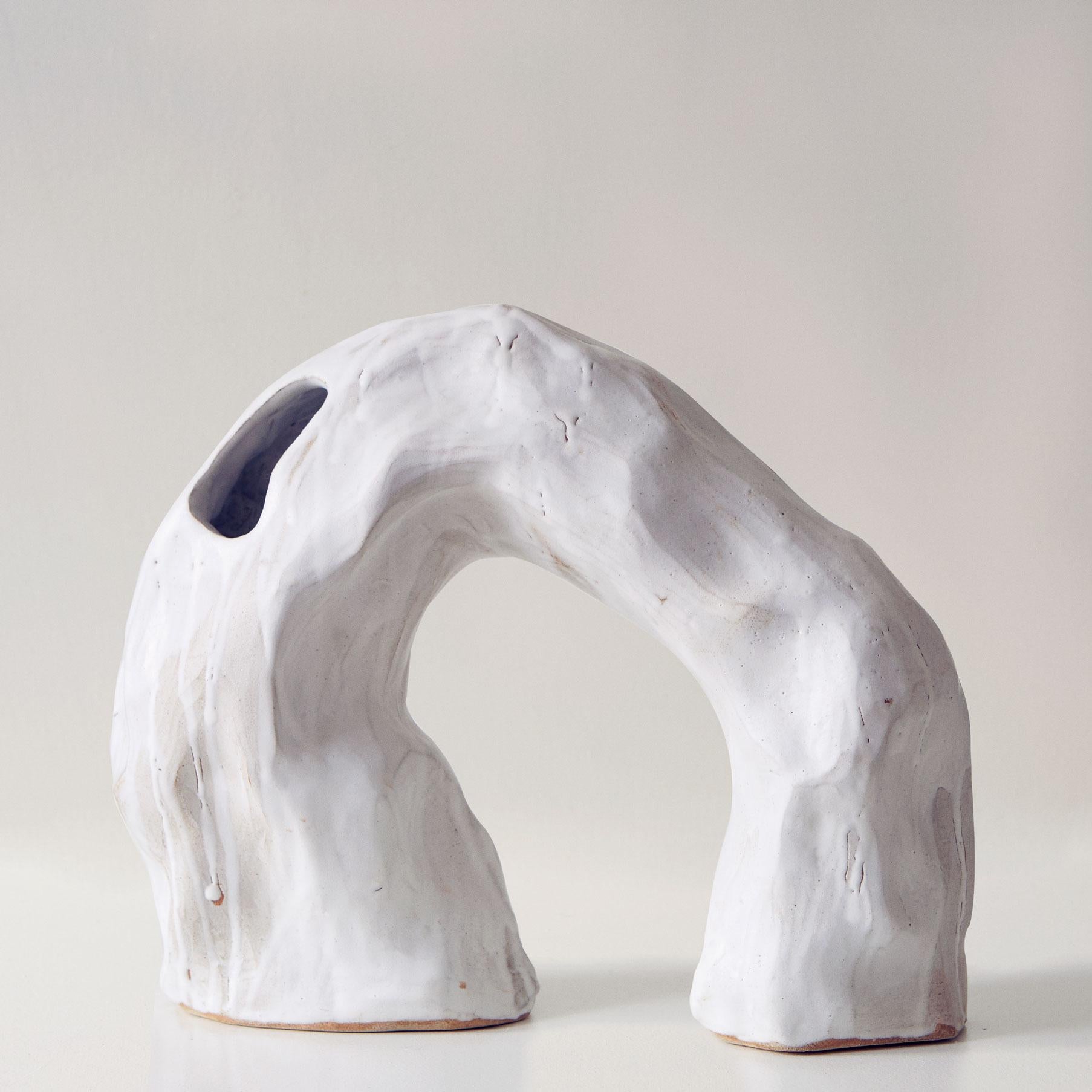 Noe Kuremoto Abstract Sculpture - Yama 6 - Modern Minimalist White Abstract Ceramic Sculpture Vase