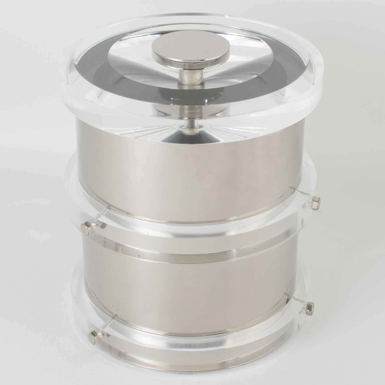 Italian Noel BC Modernist Barware Chrome and Lucite Ice Bucket, circa 1980 For Sale