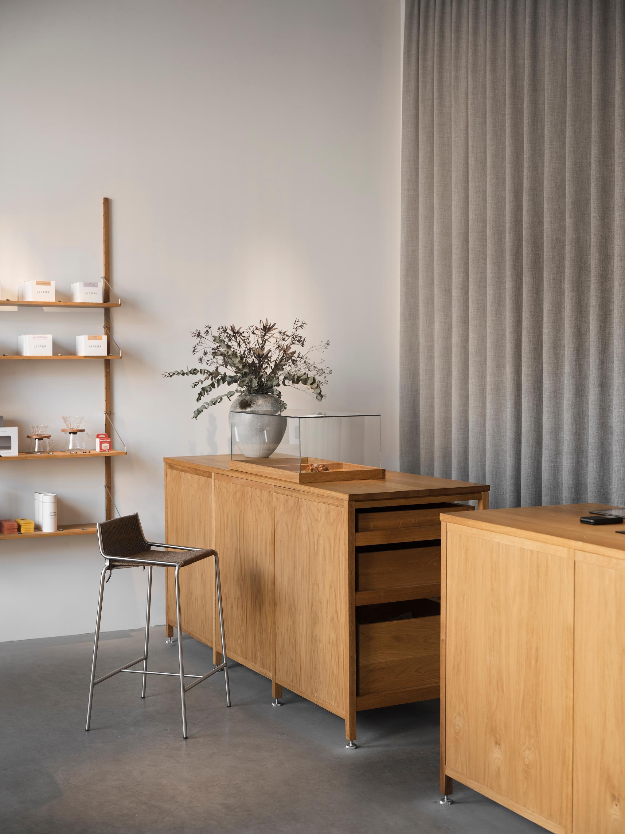Noel Counter Chair by Thorup Copenhagen
Dimensions: D 42 x W 50 x H 77 cm.
Materials: Stainless steel, dark grey wool.

Available in other colors. Please contact us.

Thorup Copenhagen is an independent Danish design studio, established in 2017 by