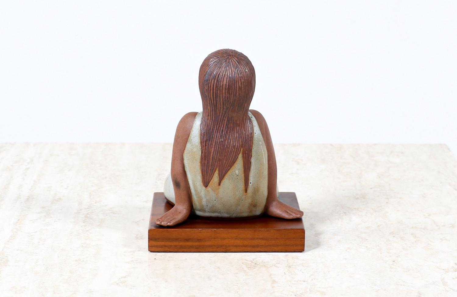 Noel Osheroff Ceramic Girl Figure Sculpture for Robert Maxwell Studio In Excellent Condition For Sale In Los Angeles, CA