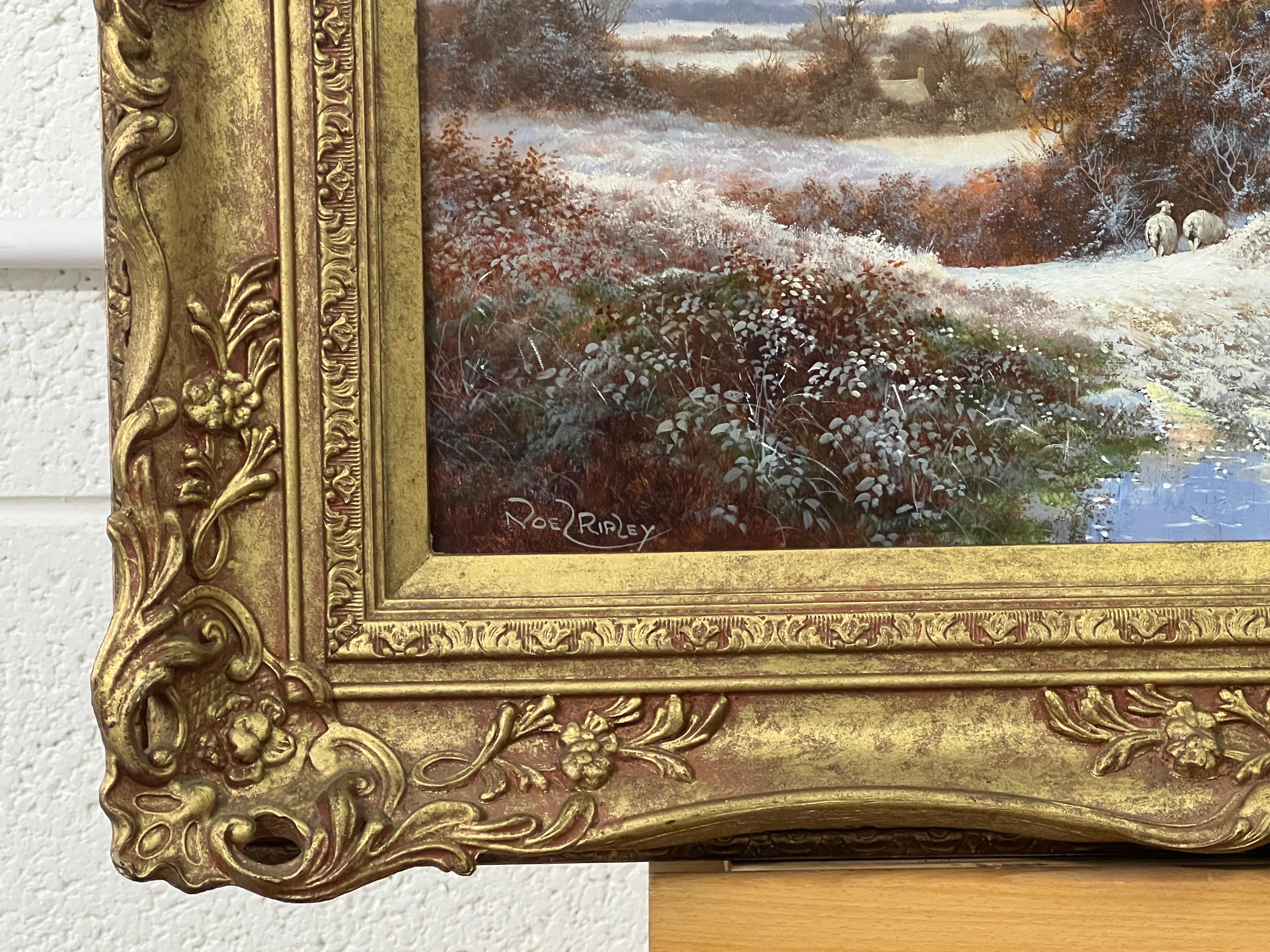 Coucher de soleil hivernal avec moutons et fermier dans la campagne anglaise par l'artiste britannique du 20e siècle, Noel Ripley (né en 1944). Original, signé, huile sur panneau 

L'œuvre d'art mesure 24 x 20 pouces 
Le cadre mesure 30 x 26 pouces