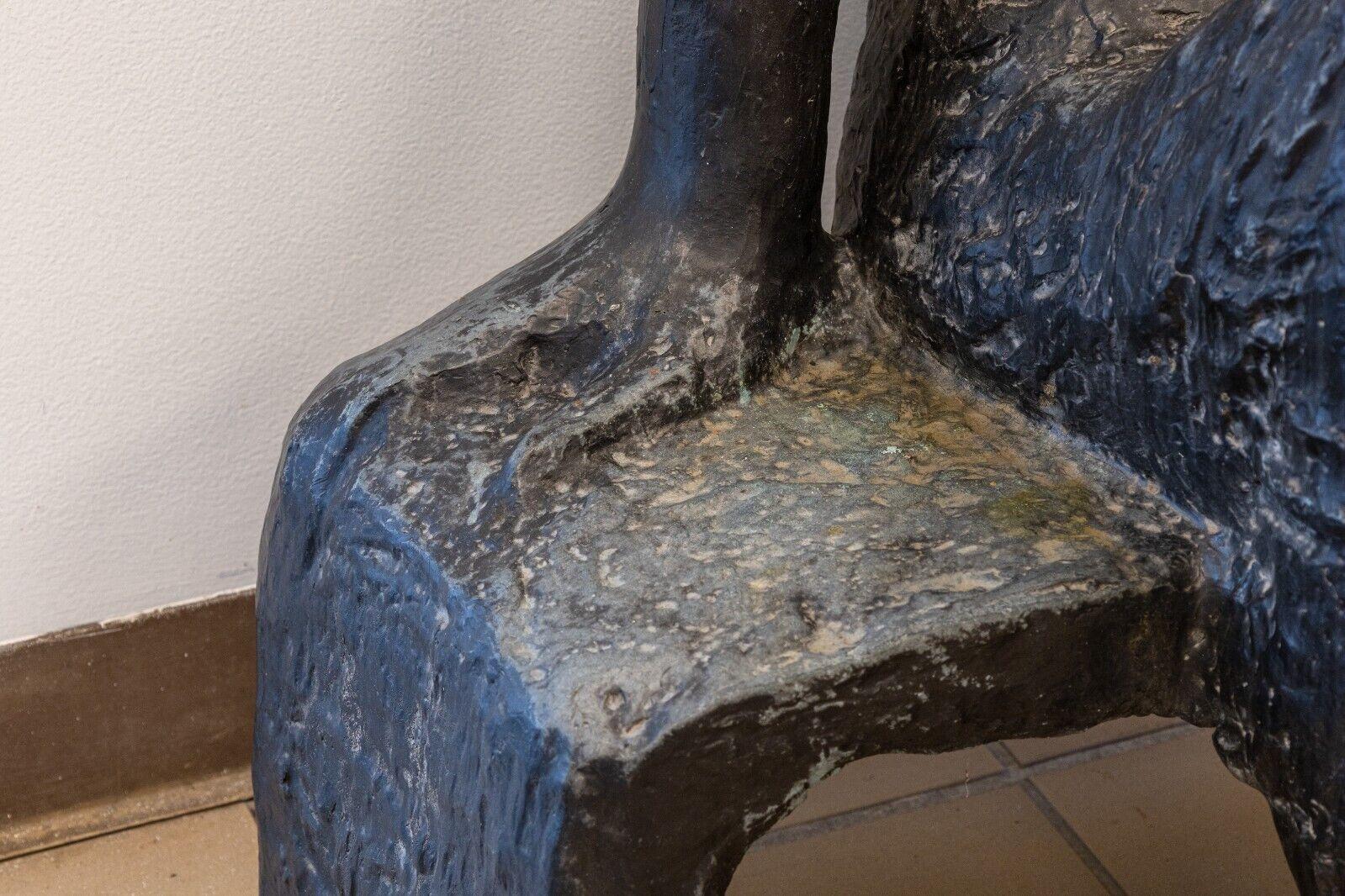 Noemi Schindler Minimalist Seated Figure Indoor Outdoor 20th C. Bronze Sculpture 3