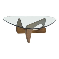 Noguchi Cocktail Table in Walnut