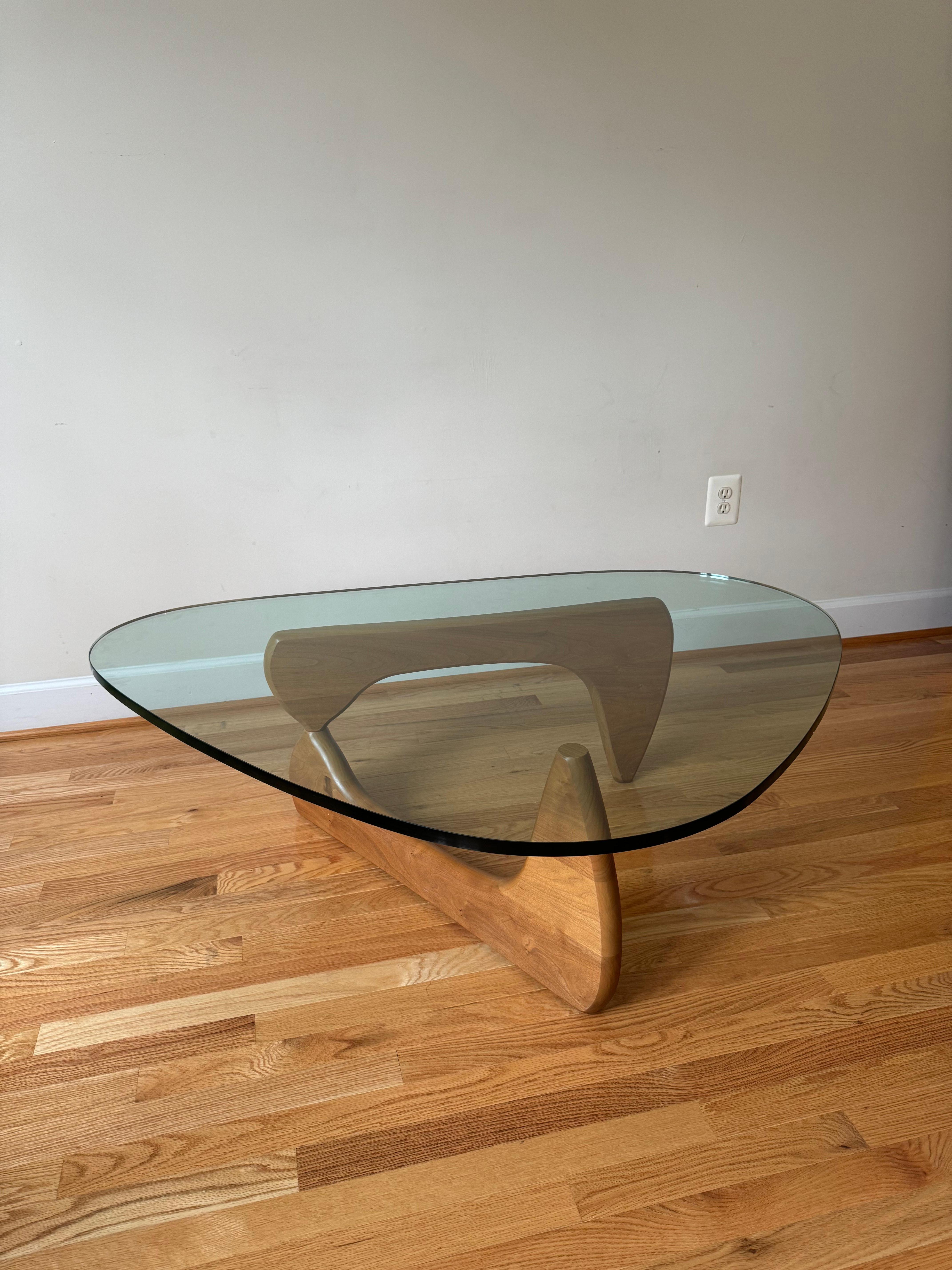 Noguchi Coffee Table by Isamu Noguchi for Herman Miller In Good Condition In Centreville, VA