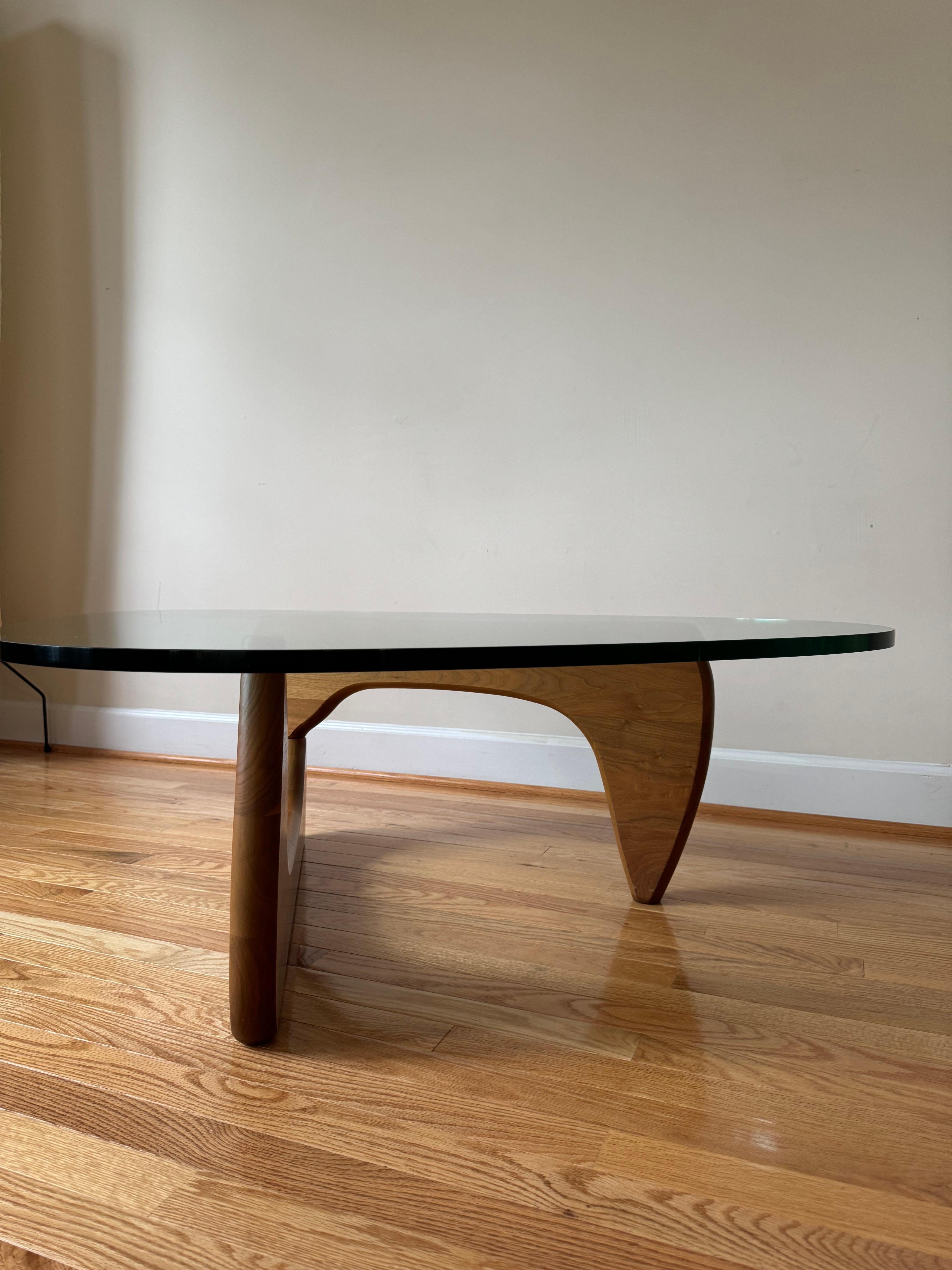 Noguchi Coffee Table by Isamu Noguchi for Herman Miller 2