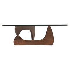 Noguchi Table by Isamu Noguchi for Herman Miller in Walnut