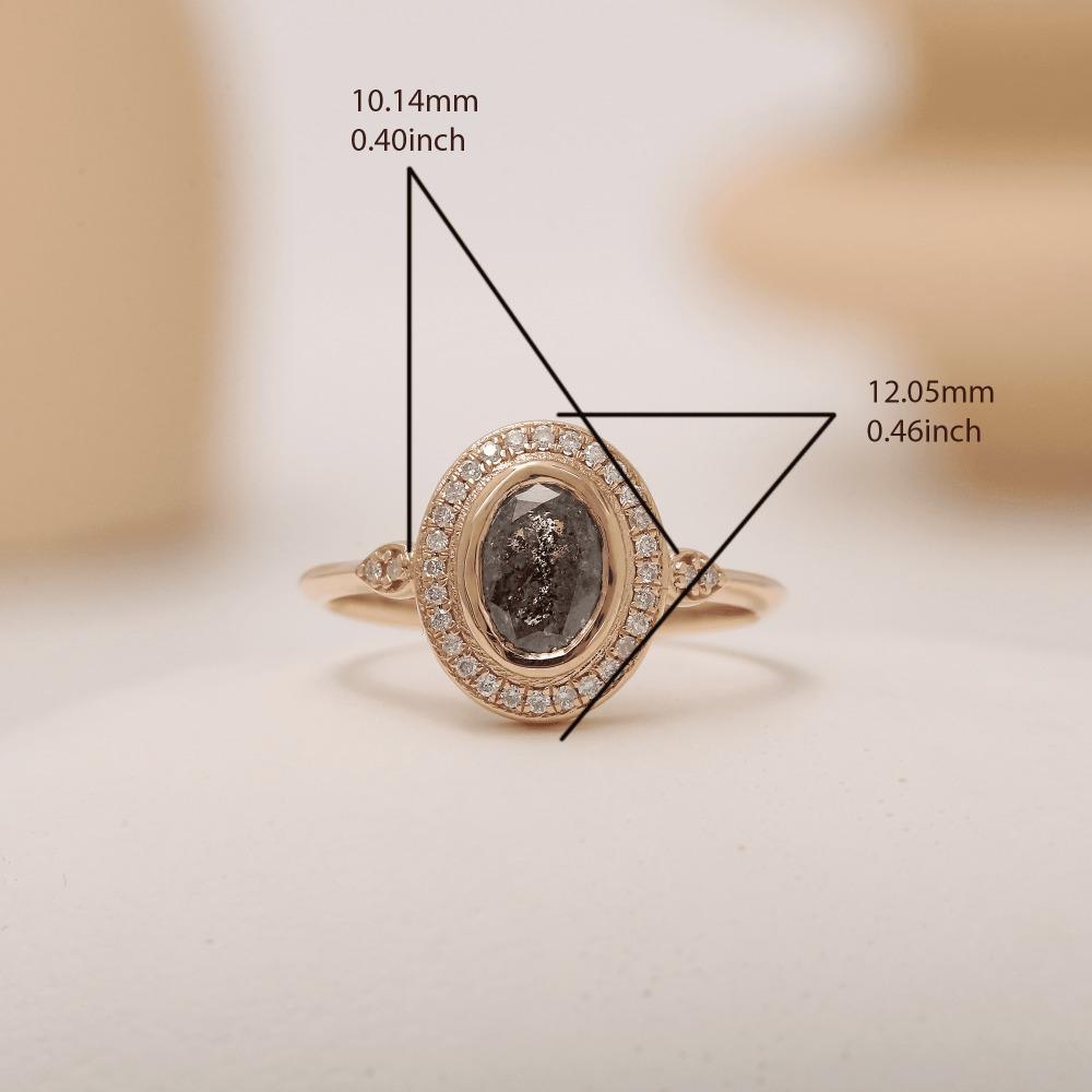 Modern 1.32ct Vintage Salt And Pepper Diamond Ring For Sale