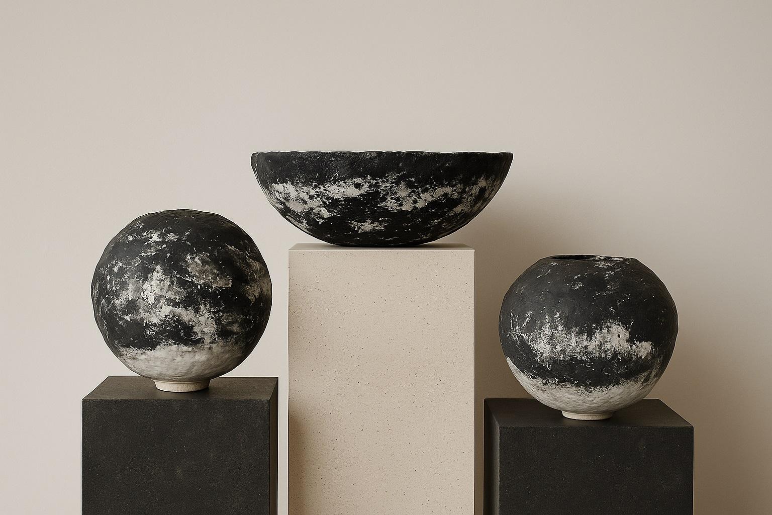 XXIe siècle et contemporain Noir Grecian Vessel en vente