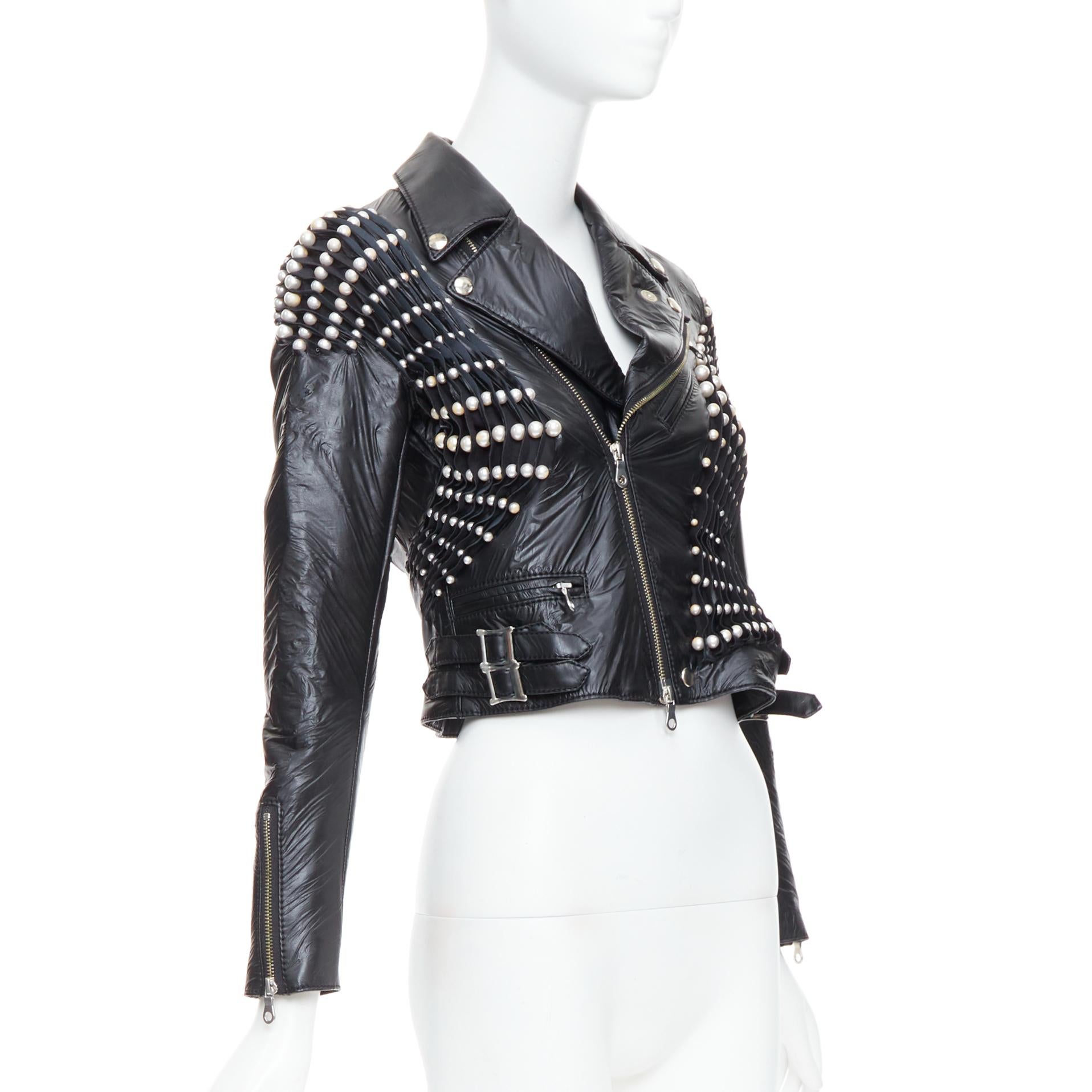 NOIR KEI NINOMIYA 2014 chaqueta negra de piel sintética con perlas S en Bastante bueno estado para la venta en Hong Kong, NT
