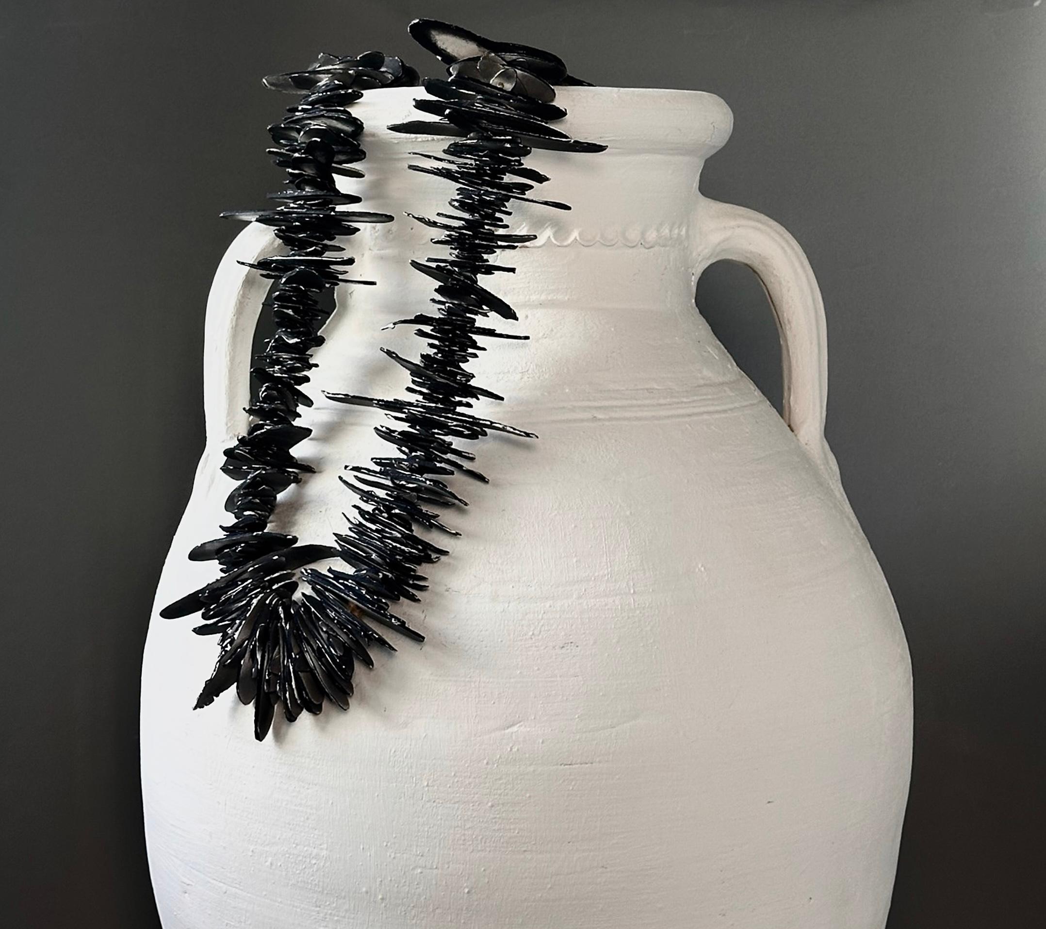 Tribal Noir Nobilis Spina Garland en vente