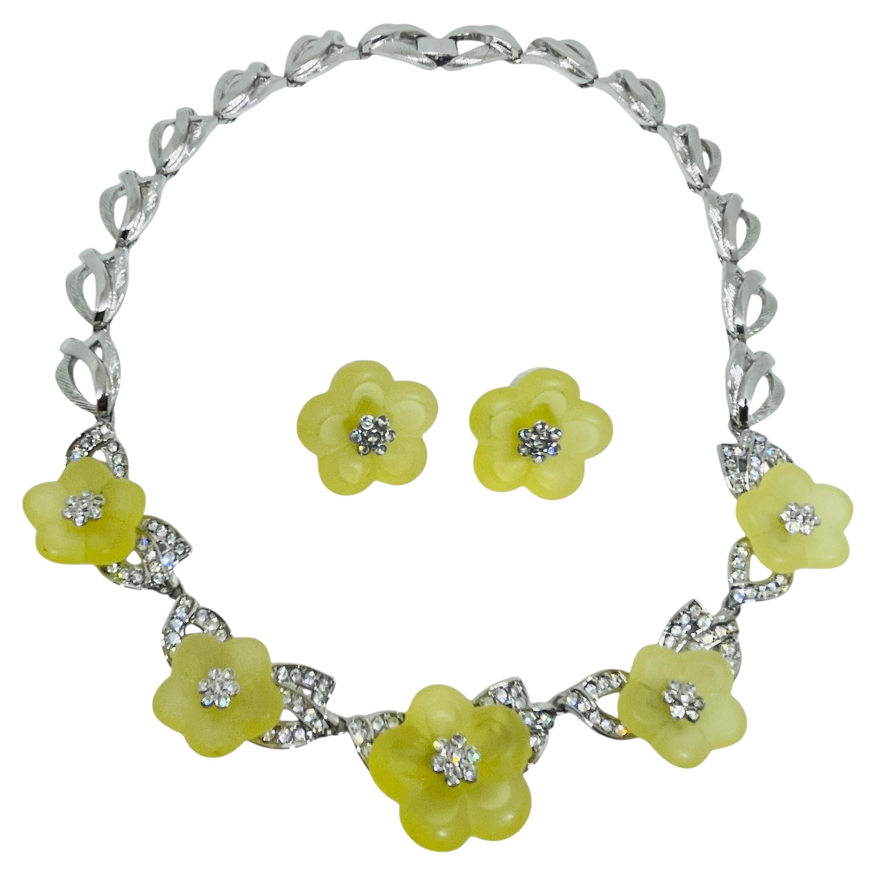 NOLAN MILLER signiert Jahrgang Silber Ton Strass Blume Halskette Ohrringe Set