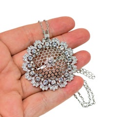 Collier à chaîne avec pendentif en strass vintage de couleur argentée, signé NOLAN MILLER