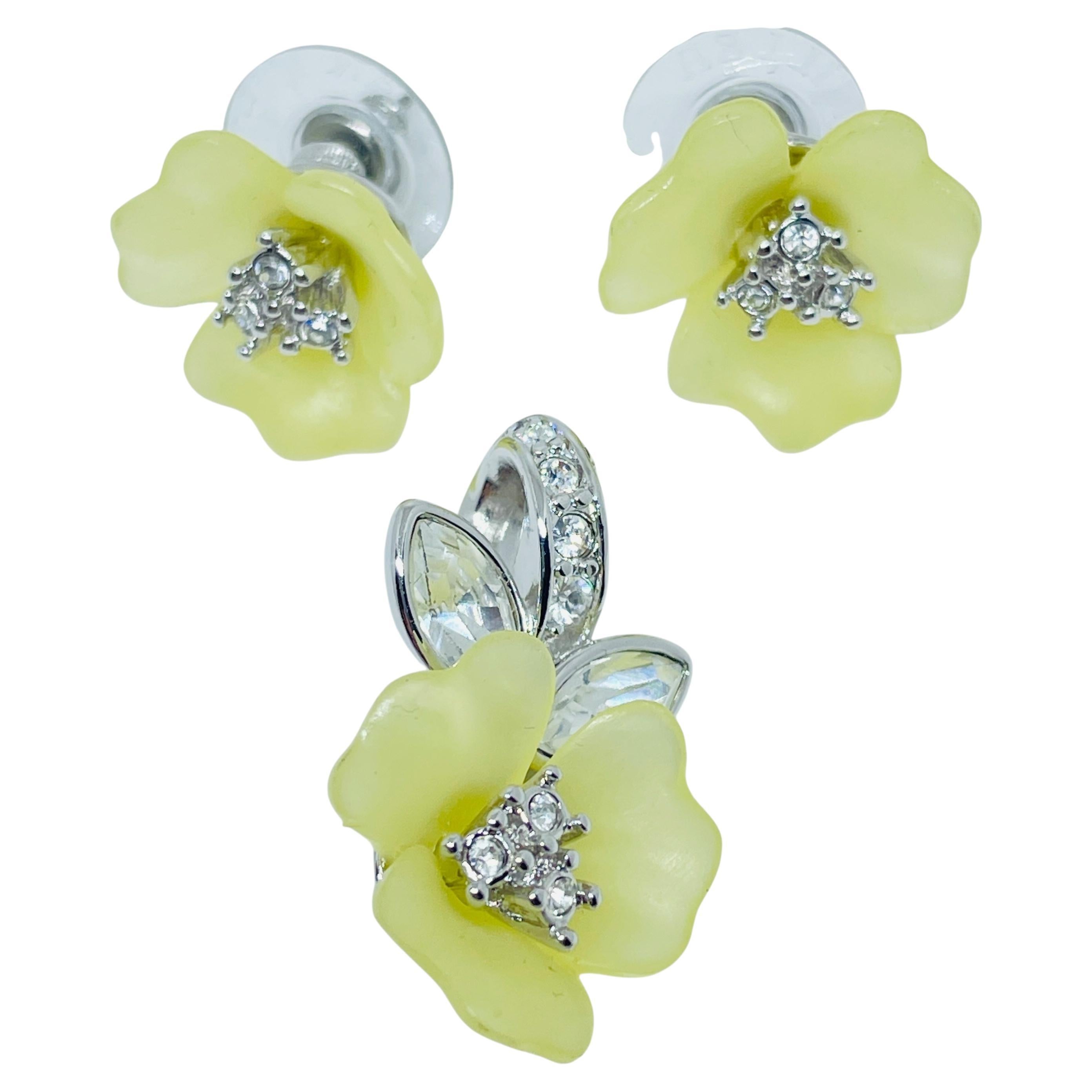 NOLAN MILLER vintage silver tone crystal flower earrings necklace set en vente