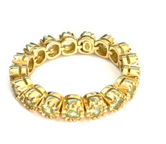 18 Karat Yellow Gold Ring with Green Garnet