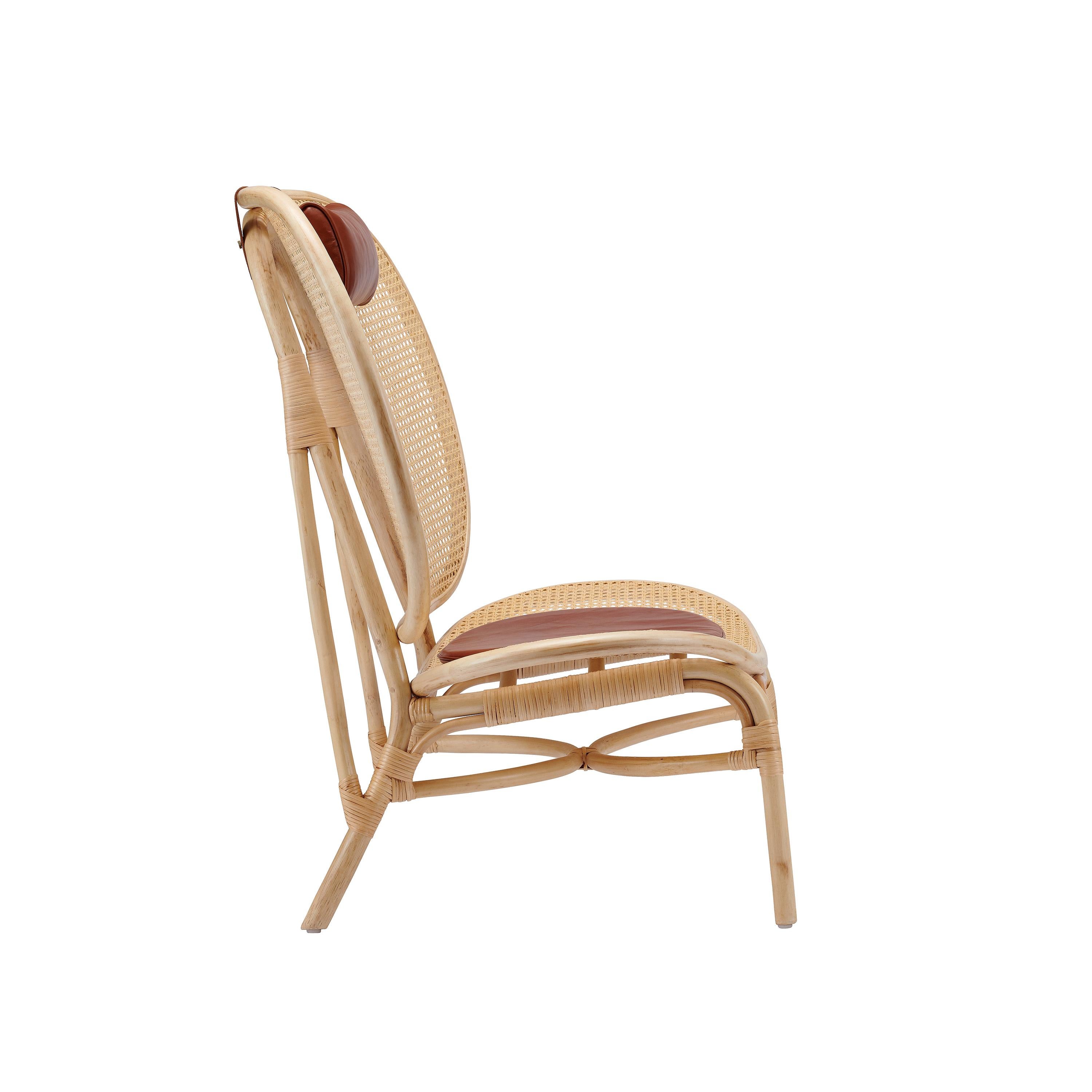 Nomad Niedriger Stuhl mit natürlichem Rahmen von NORR11 (Dänisch) im Angebot