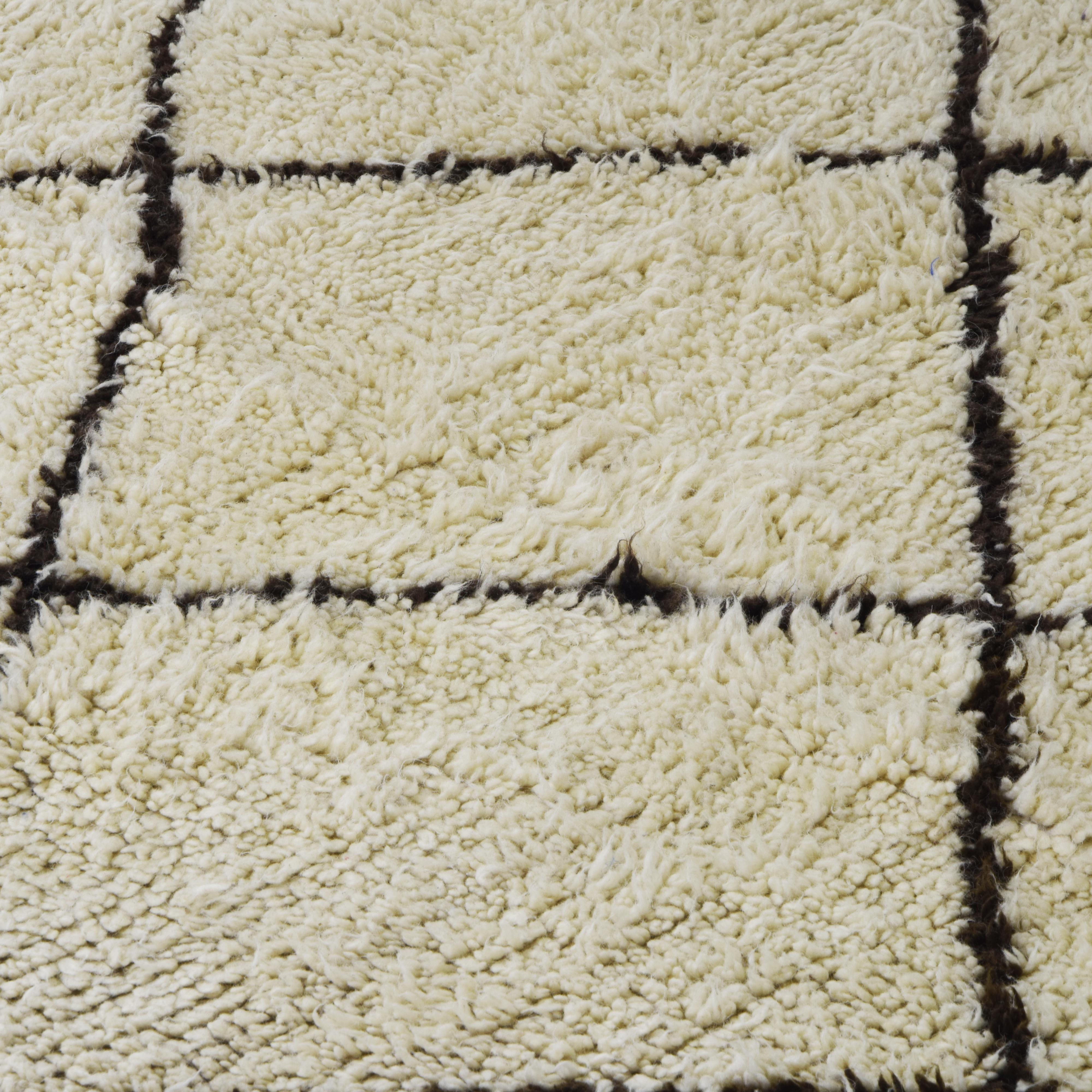 Late 20th Century Nomadic berber carpet 1970 in vendita