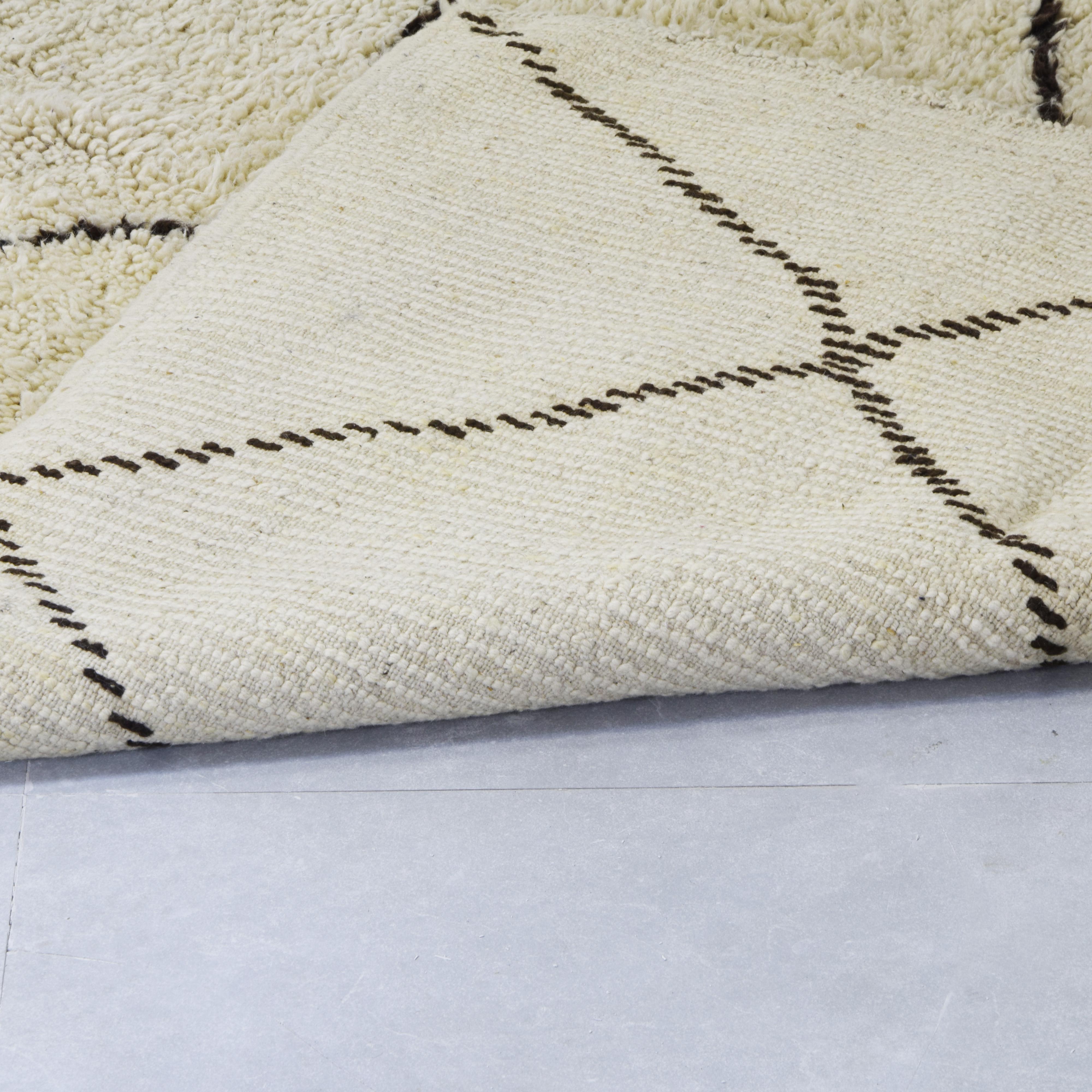 Lana Nomadic berber carpet 1970 in vendita