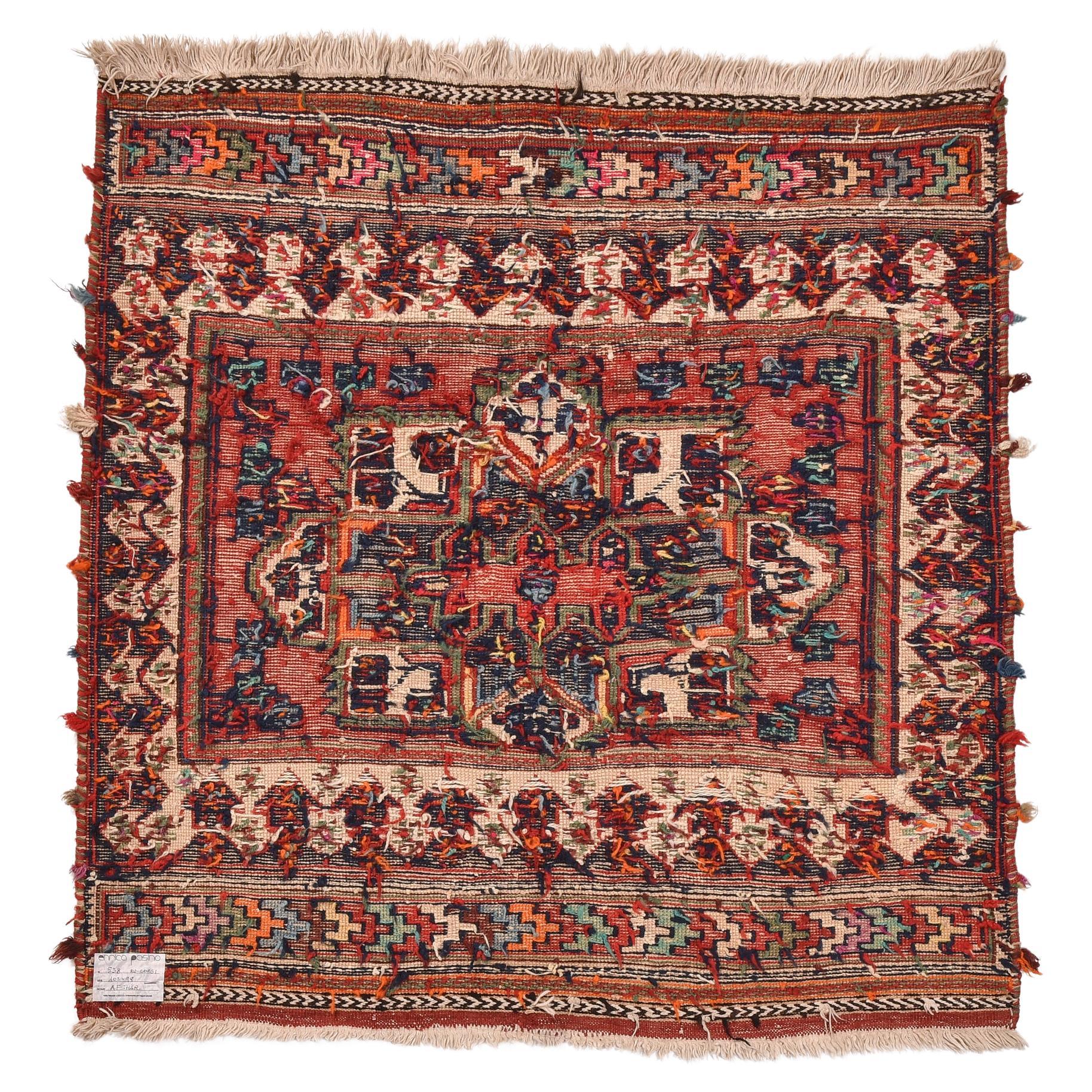 Nomadenischer kleiner Teppich (Sonstiges) im Angebot