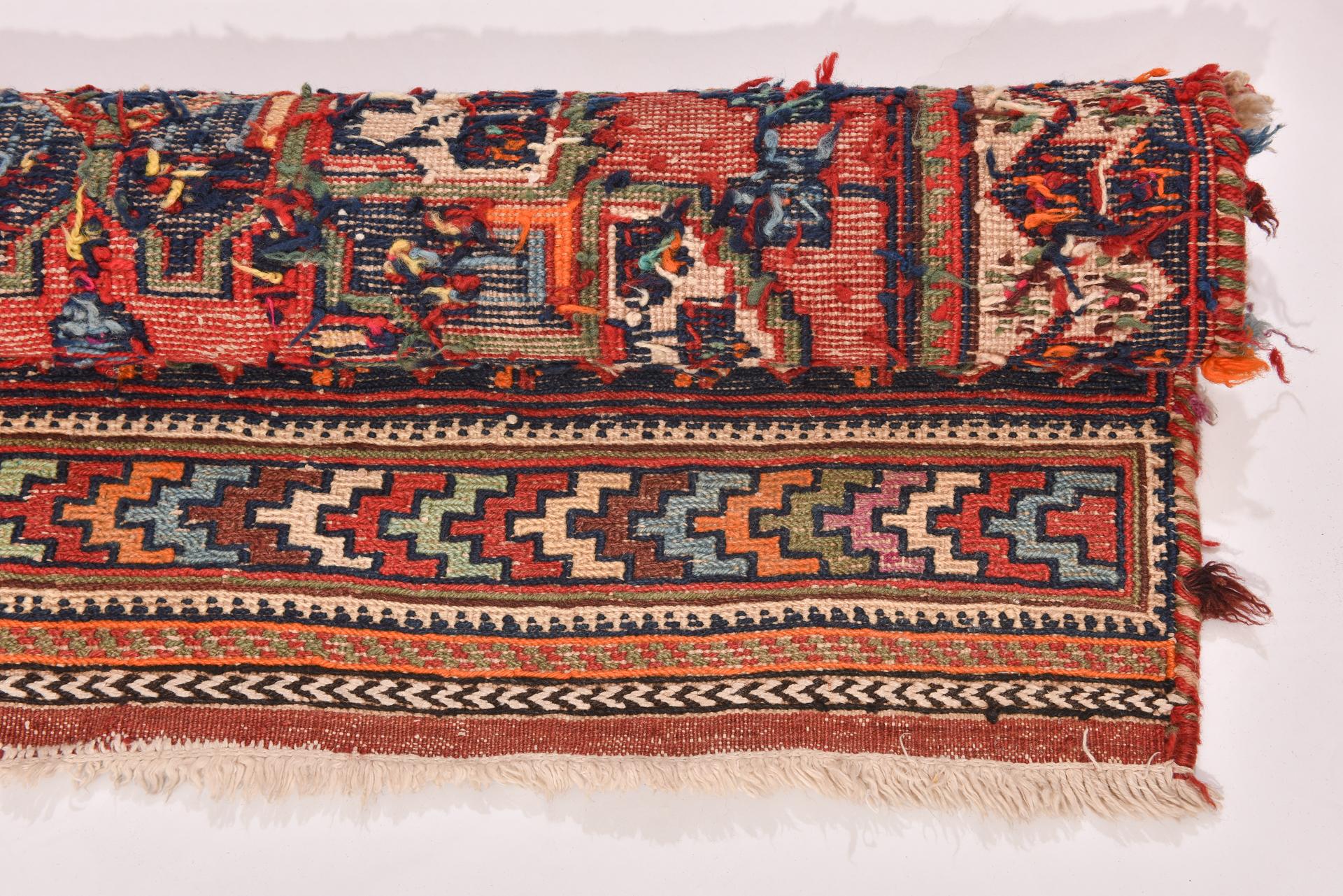 Nomadenischer kleiner Teppich (Wolle) im Angebot