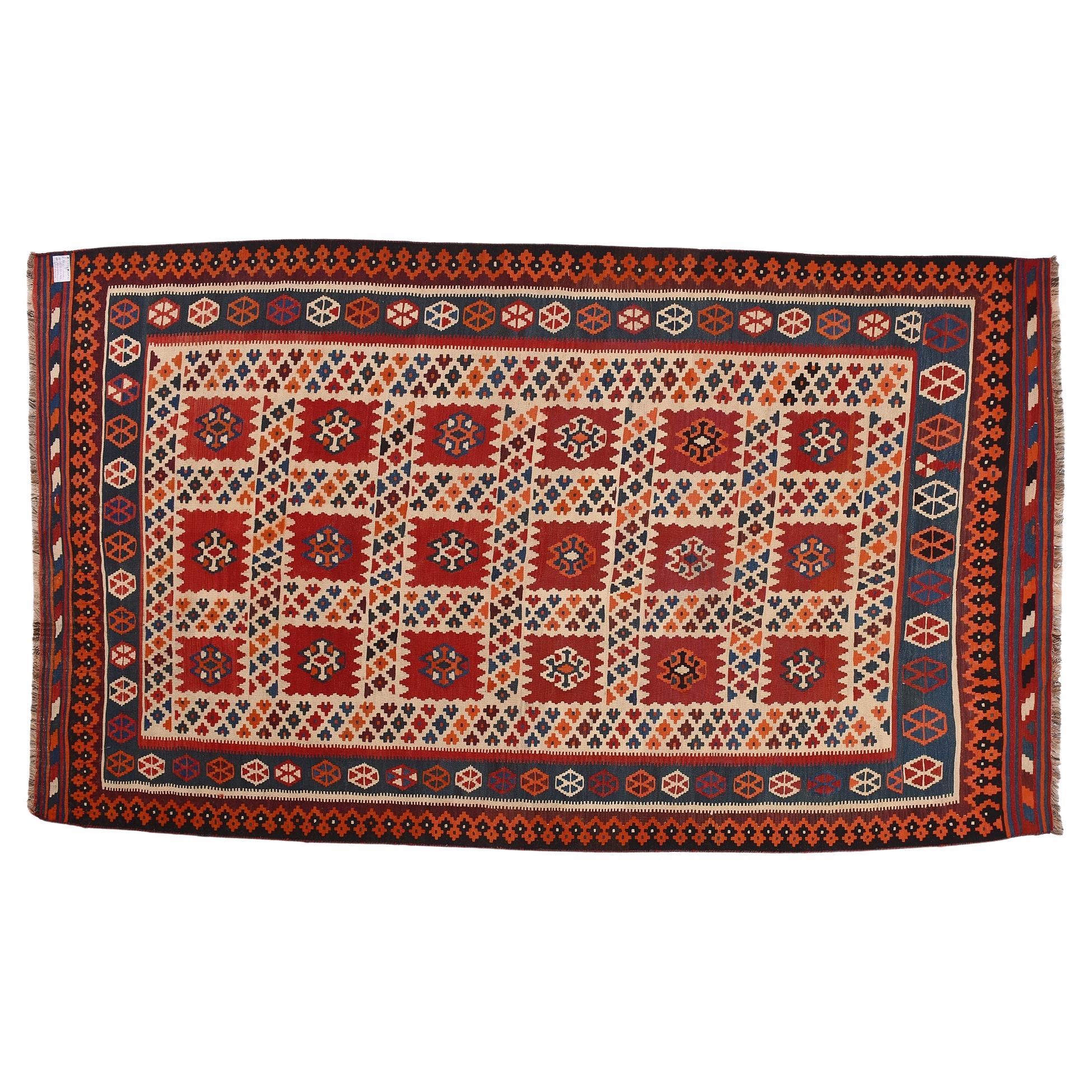 nr. 821 -  Very pleasant kilim, wirh a perfect workmanship, with accurate geometric designs ivory, brick red and blue.
Dense and accurate workmanship.
Now with a very good price for closing activities.