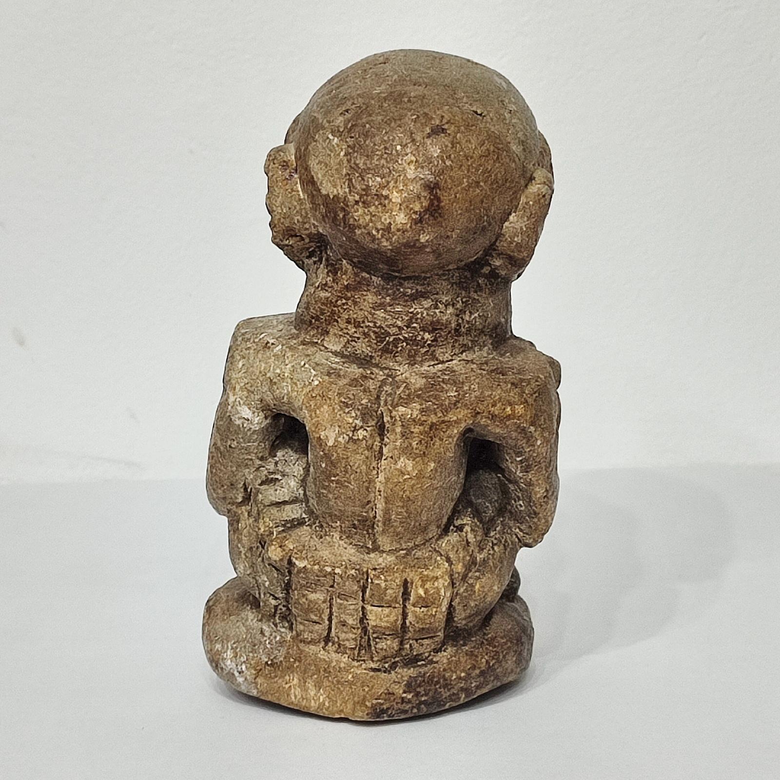Nomoli-Steinfigur, Sierra Leone, Kissi, Tribal Art (Speckstein) im Angebot