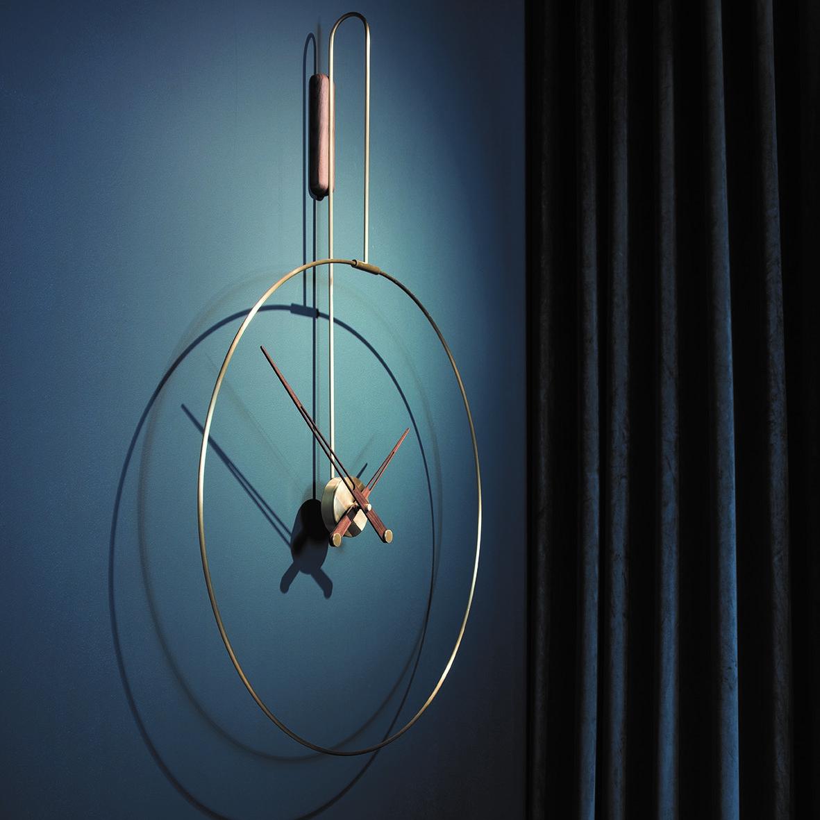 Moderne Horloge murale Daros  par Andres Martinez en vente