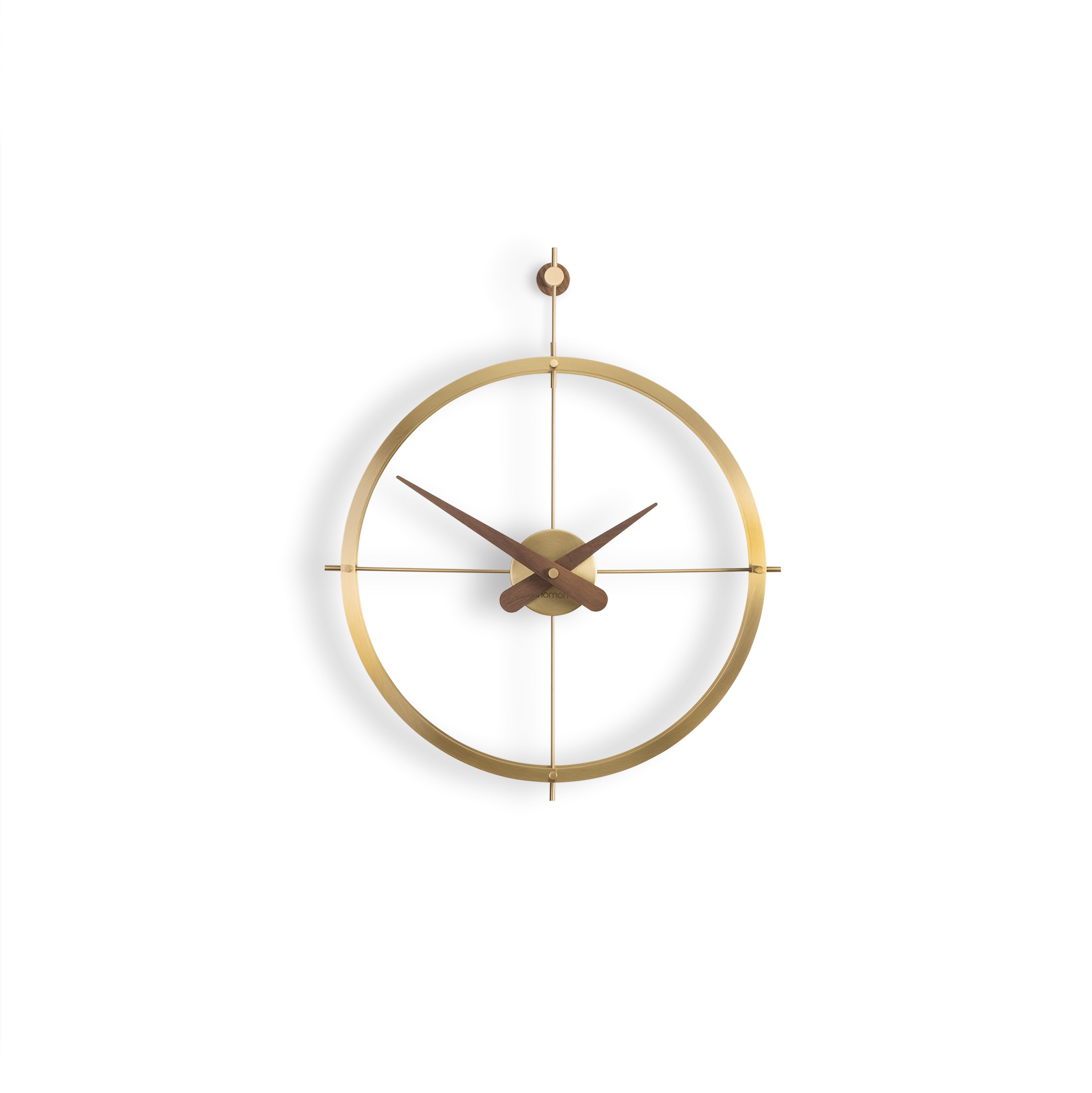 Nomon Dos Puntos Premium Gold Wall Clock By Jose Maria Reina In New Condition For Sale In Brooklyn, NY