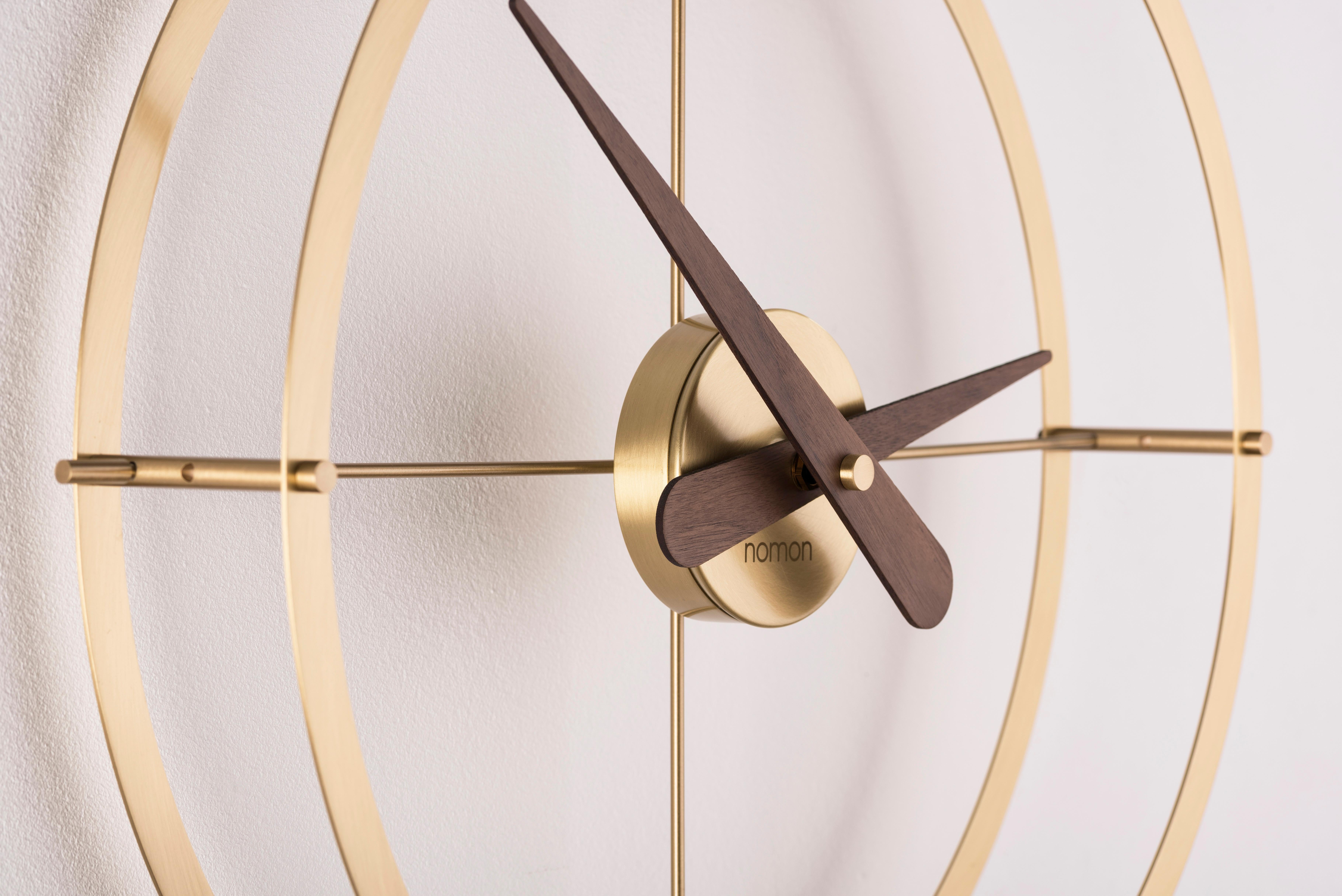 Contemporary Nomon Dos Puntos Premium Gold Wall Clock By Jose Maria Reina For Sale