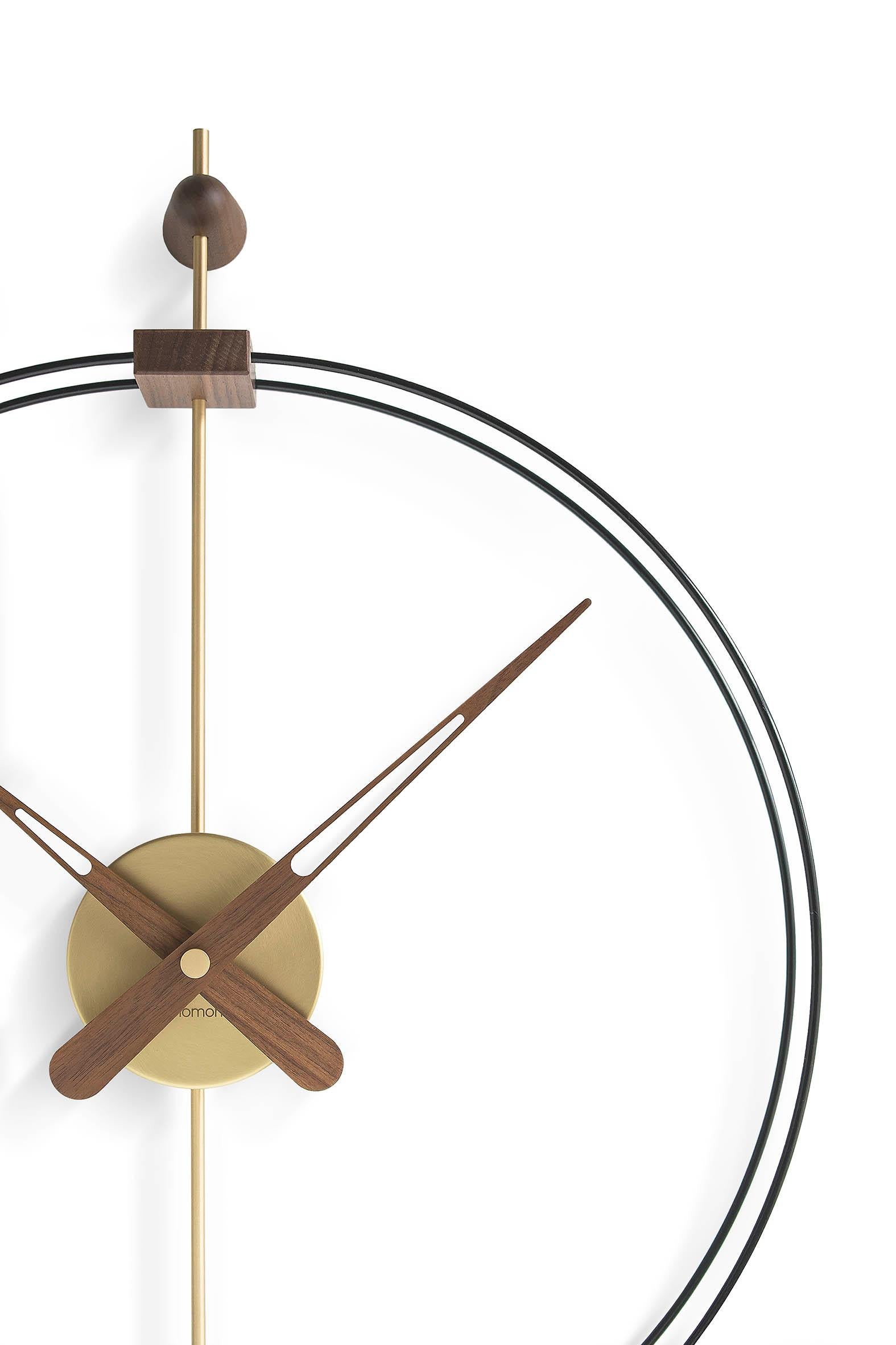 Moderne Horloge murale Micro Barcelona Nomon d'Andres Martinez en vente