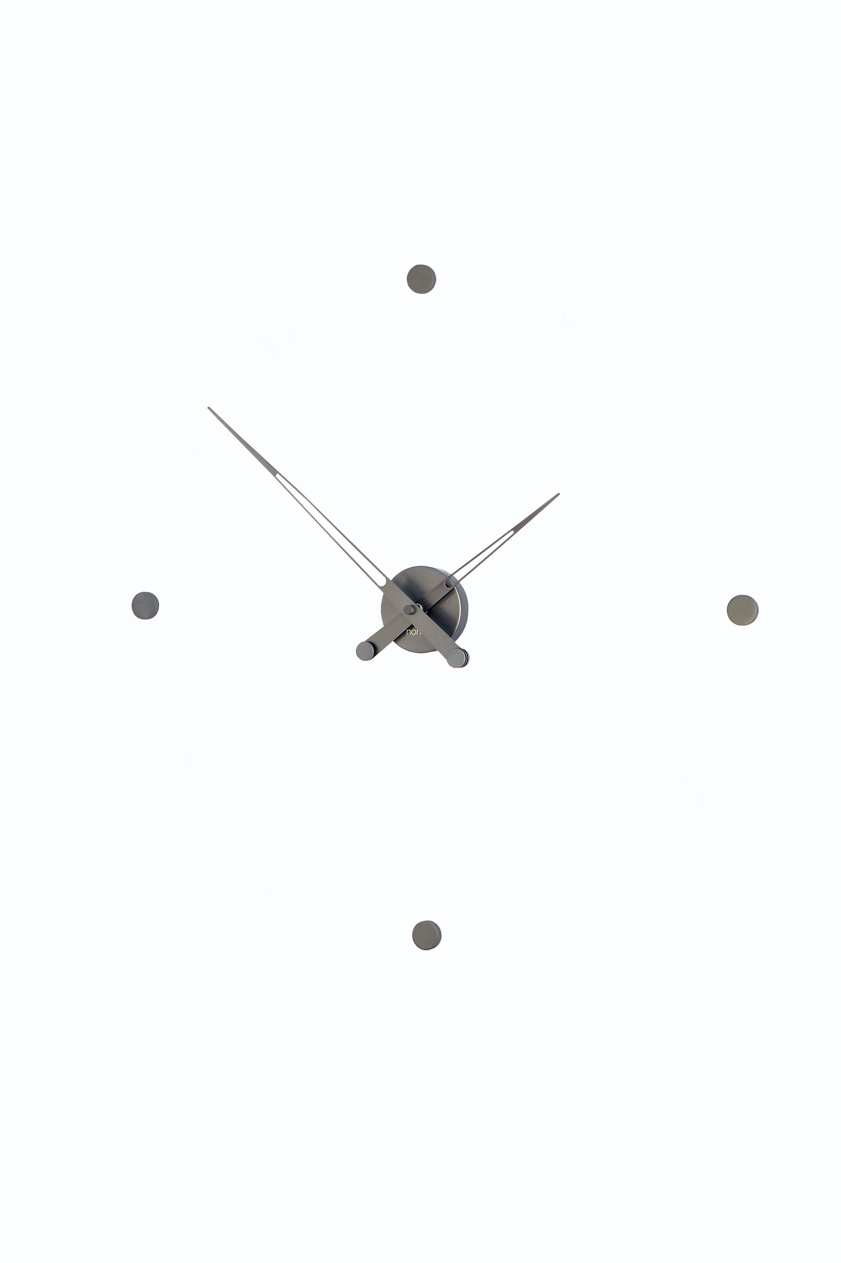 Nomon Rodon Wall Clock By Jose Maria Reina In New Condition For Sale In Brooklyn, NY