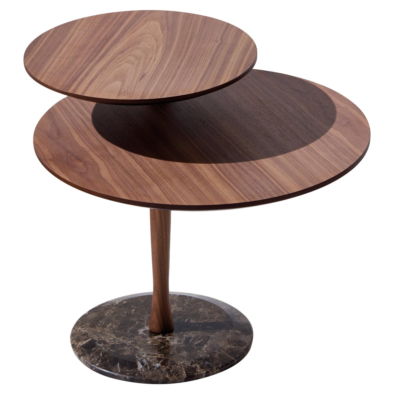 Mesa auxiliar Nomon con tapa de mármol by Andres Martinez