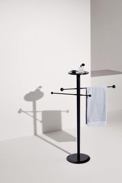 Toallero de pie Nomon de Andrés Martínez